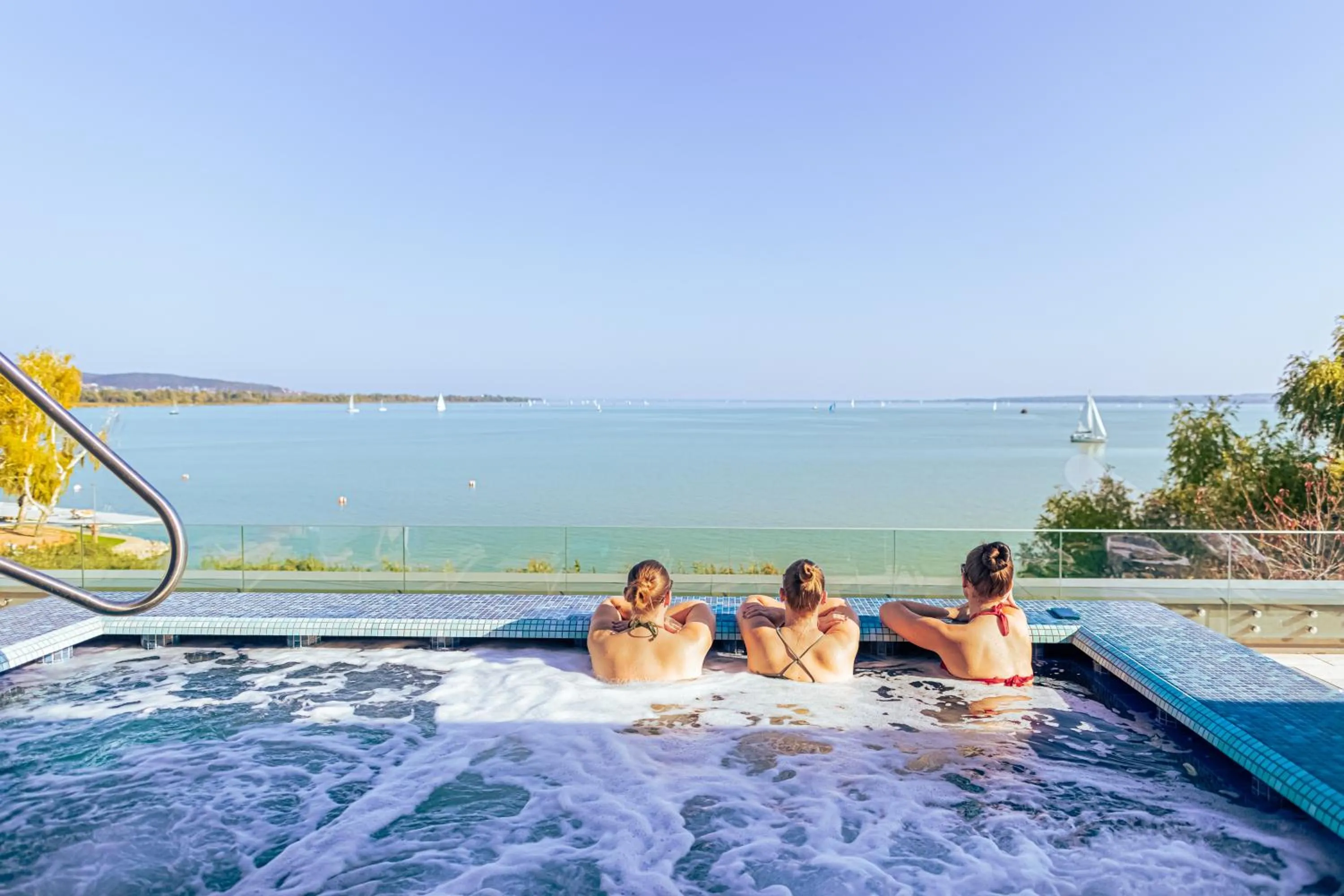 Hot Tub in Hotel Helikon, Keszthely