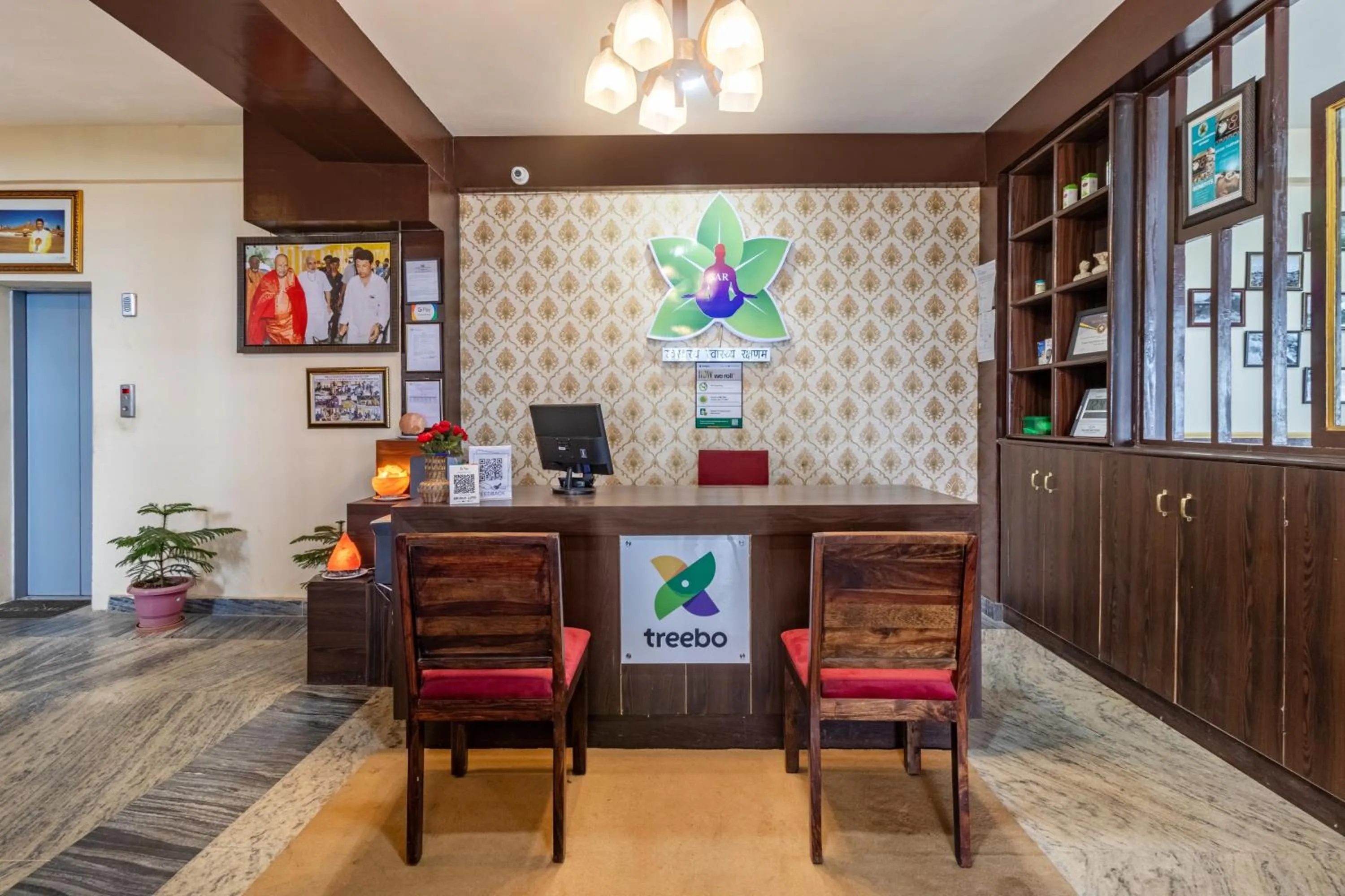 Lobby or reception in Treebo Shimla Ayurvedic Retreat, Kufri - Pure Veg