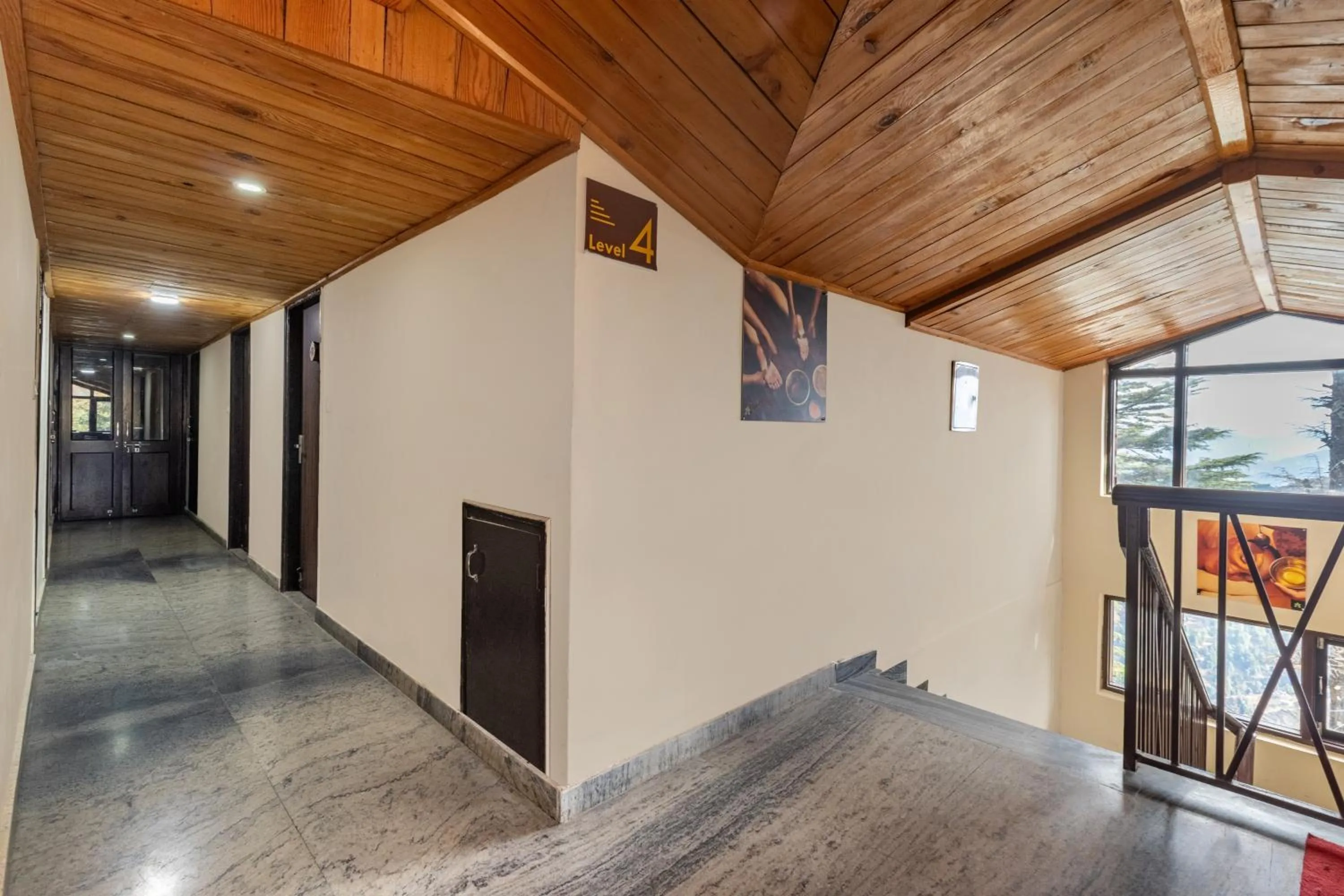 Lobby or reception in Treebo Shimla Ayurvedic Retreat, Kufri - Pure Veg