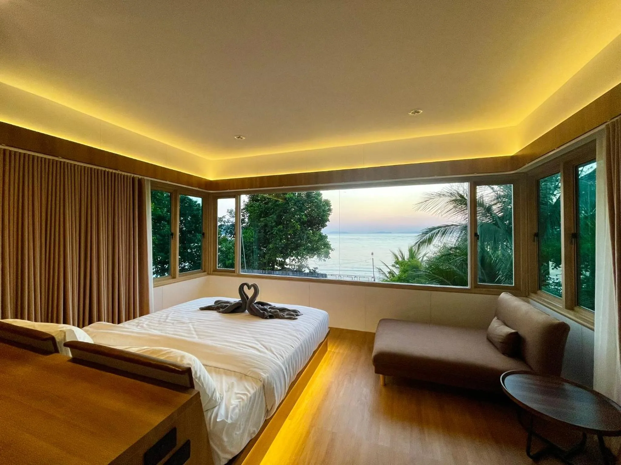 Marina Resort Koh Phayam Ranong