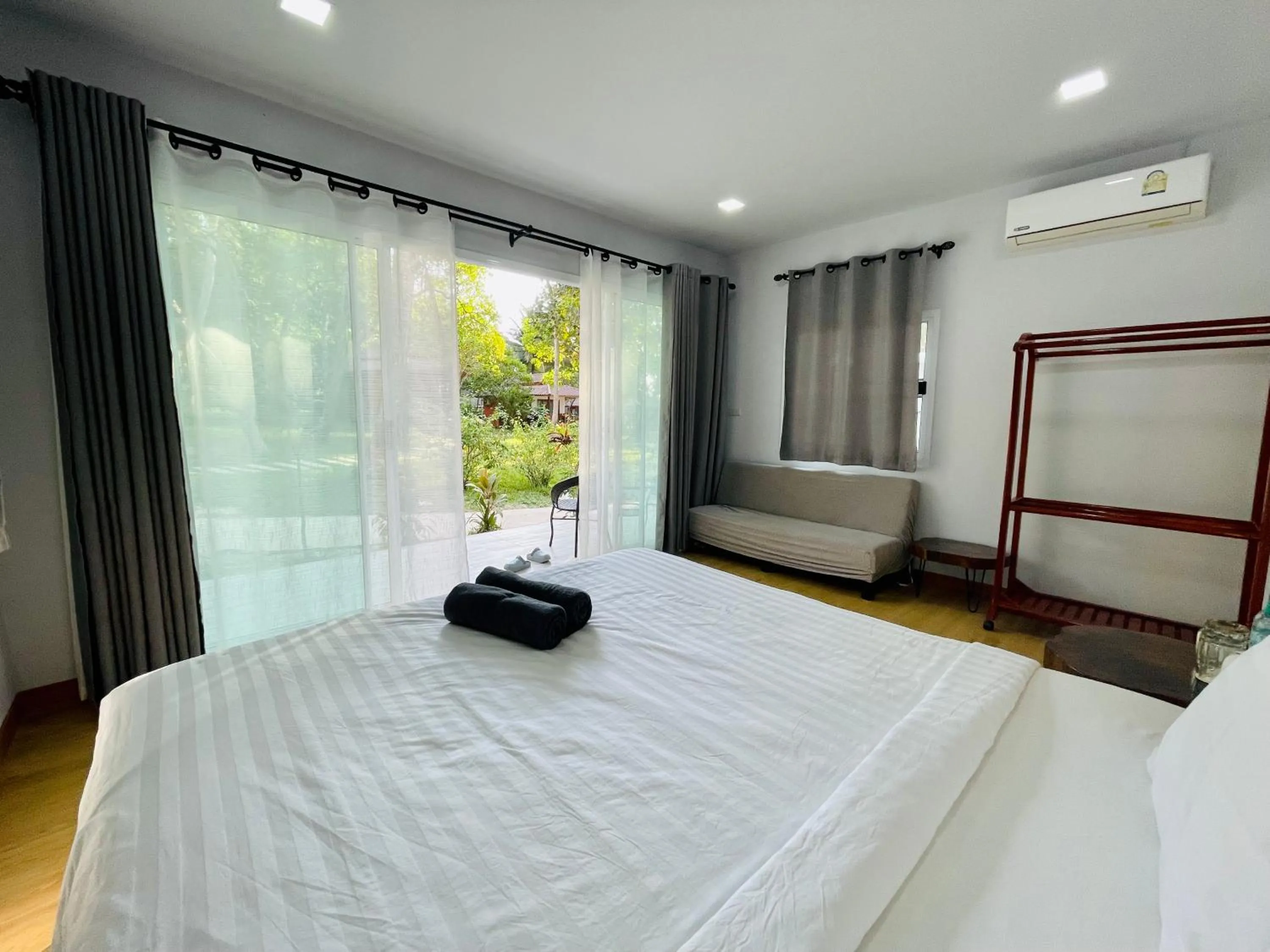 Bungalow with Fan in Marina Resort Koh Phayam Ranong