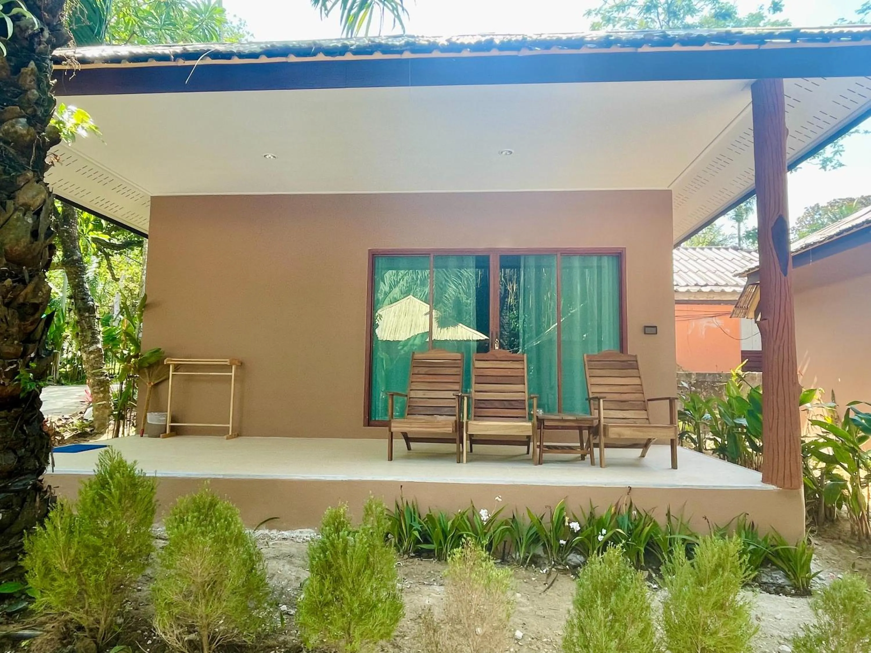 Marina Resort Koh Phayam Ranong