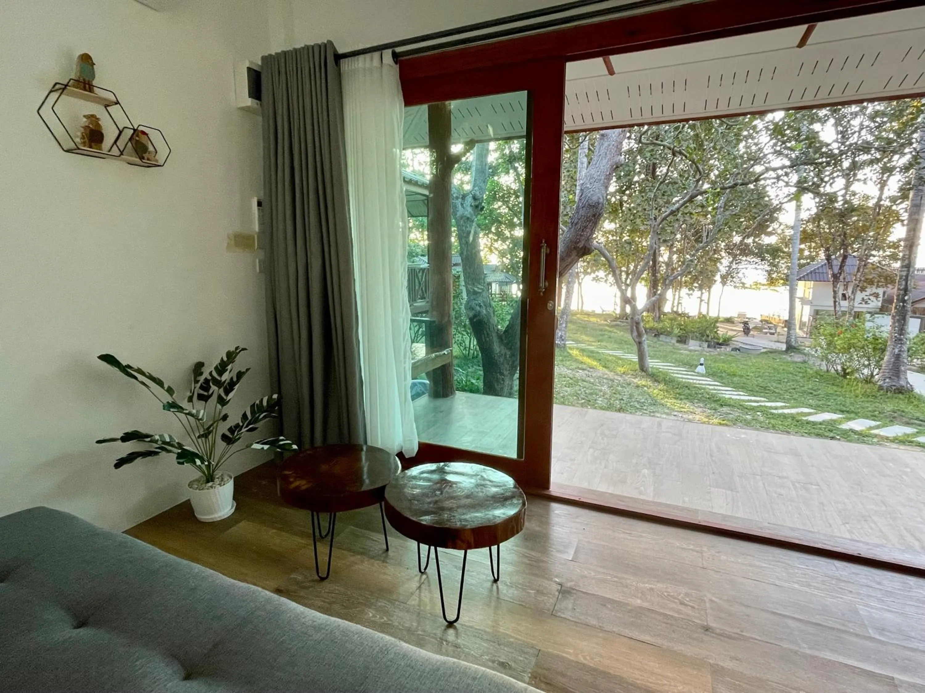 Marina Resort Koh Phayam Ranong