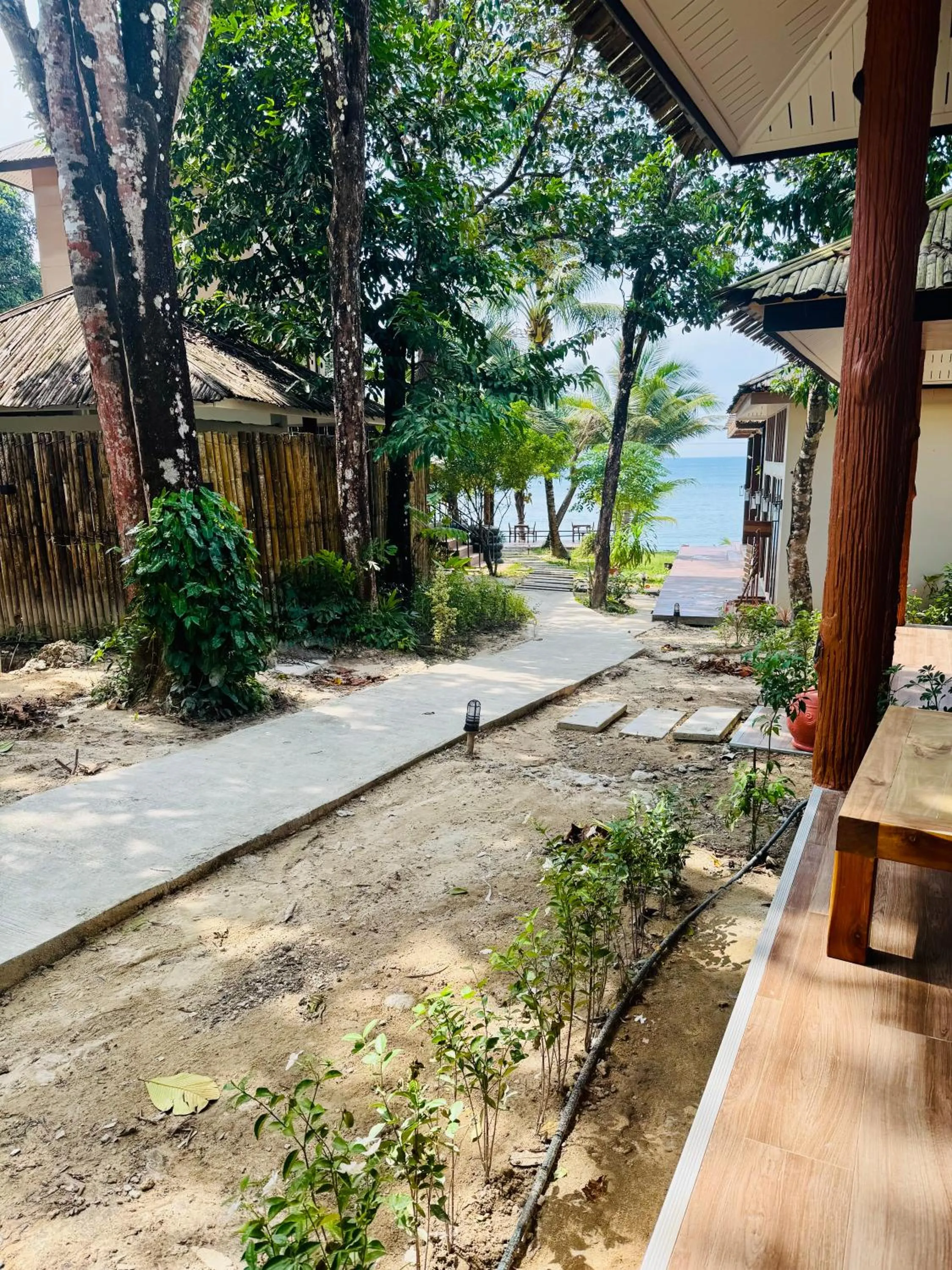 Marina Resort Koh Phayam Ranong