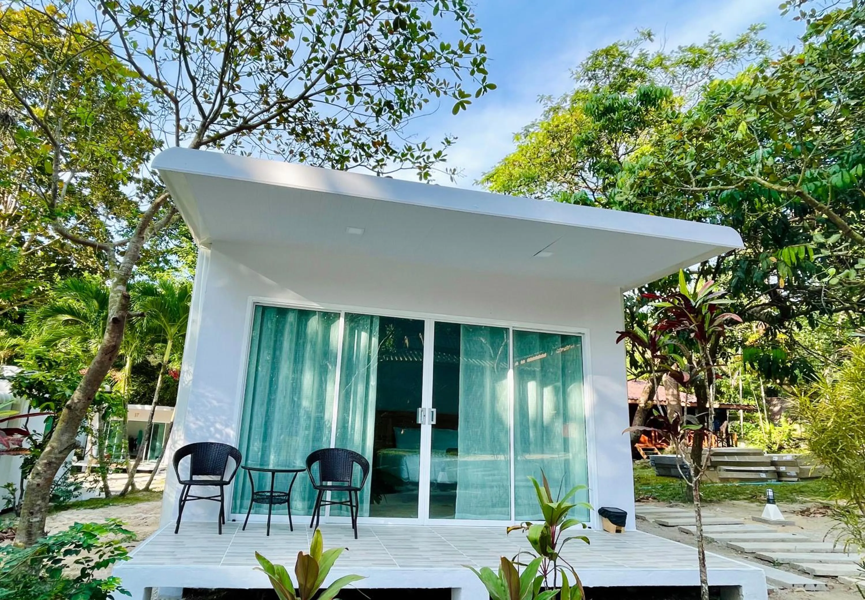 Bungalow with Fan in Marina Resort Koh Phayam Ranong