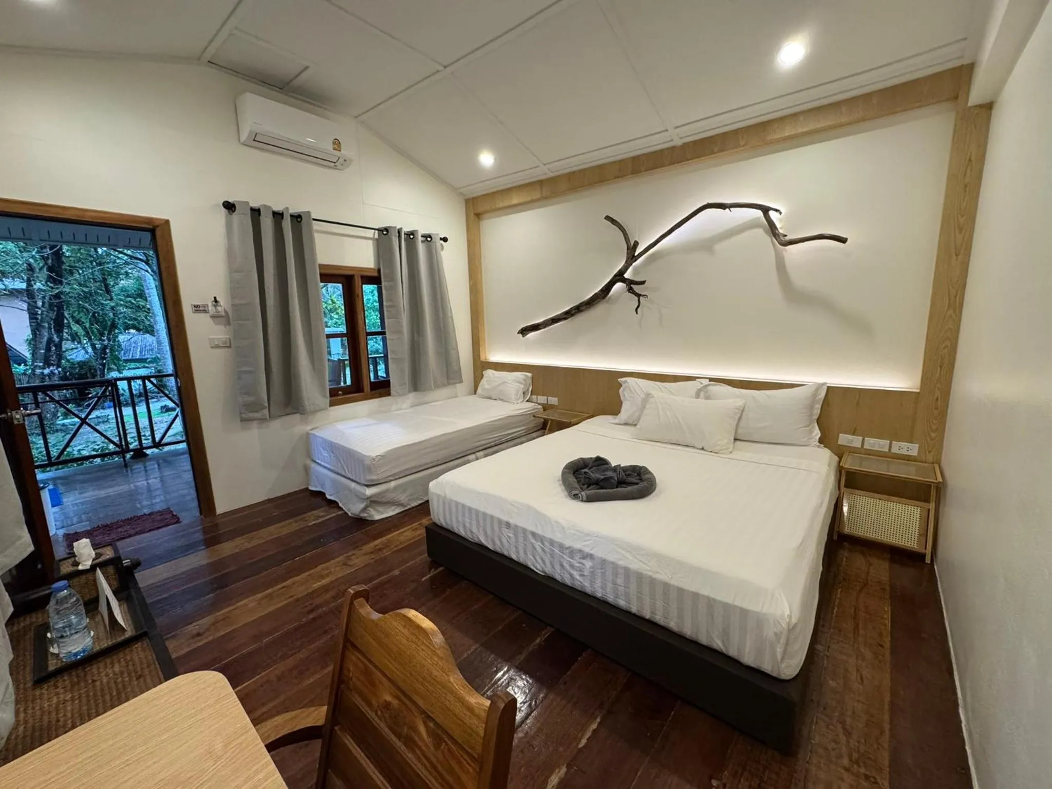 Bed in Marina Resort Koh Phayam Ranong