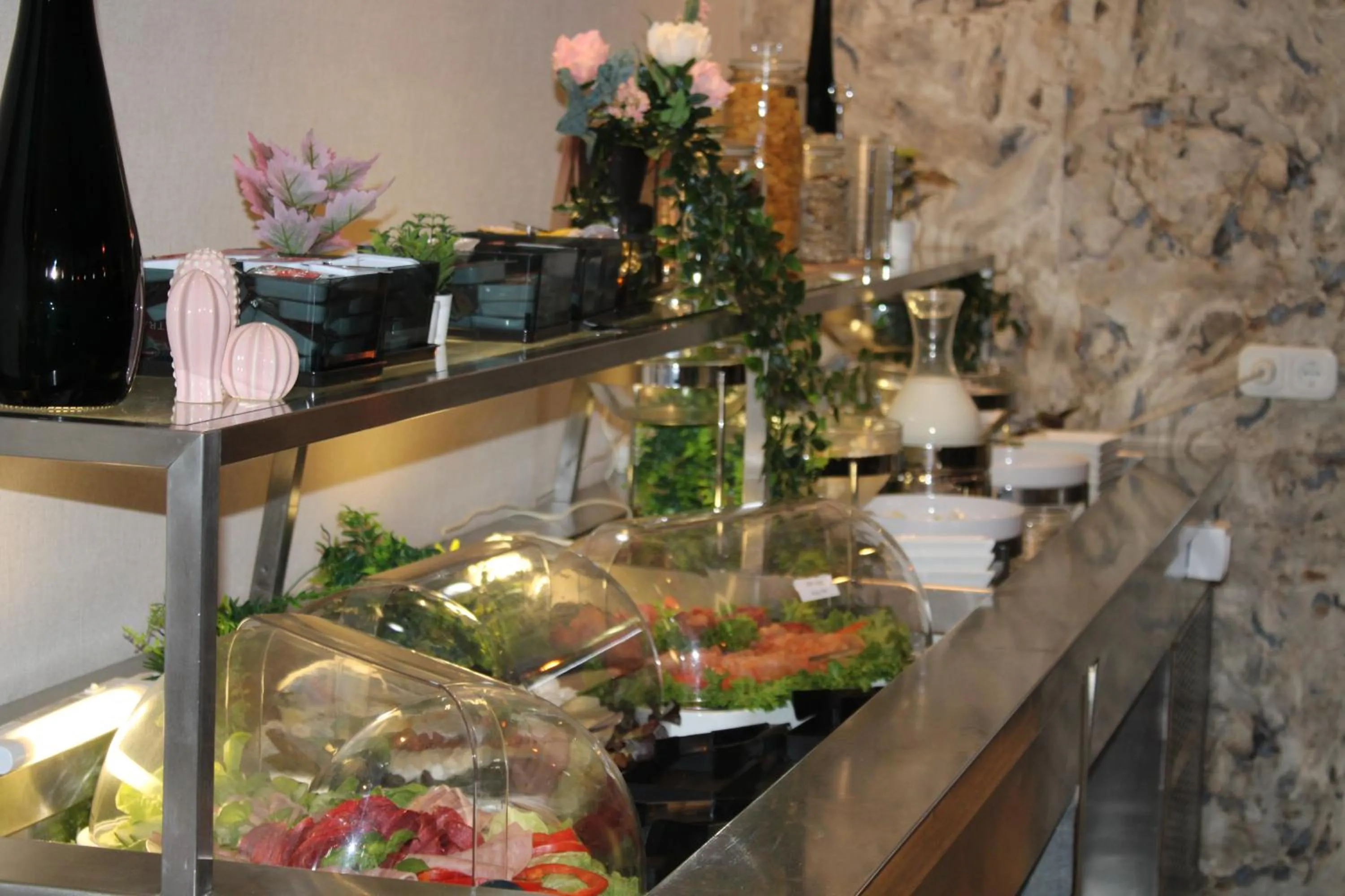 Breakfast in Hotel Maximo