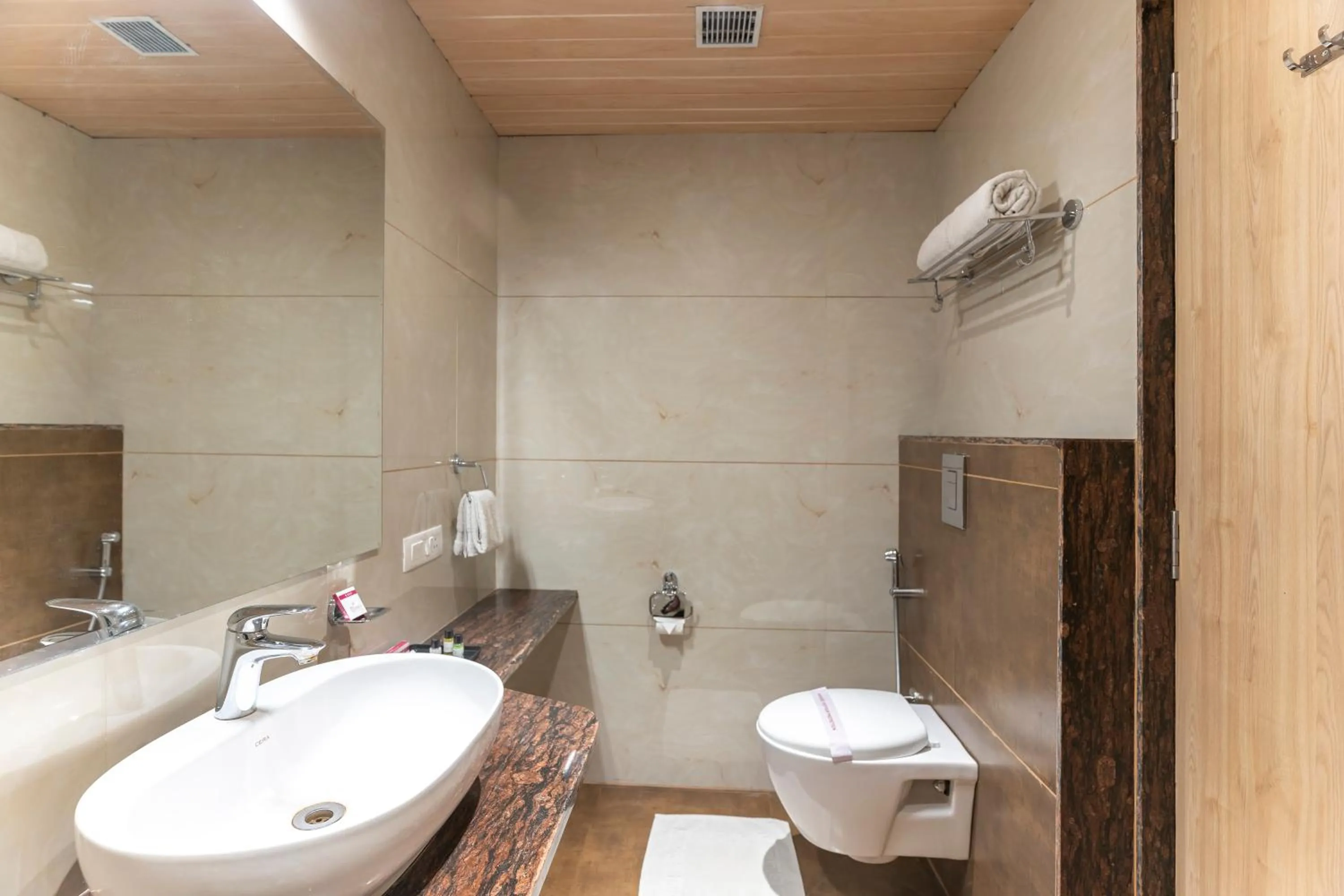 Bathroom in Hotel Lilichham