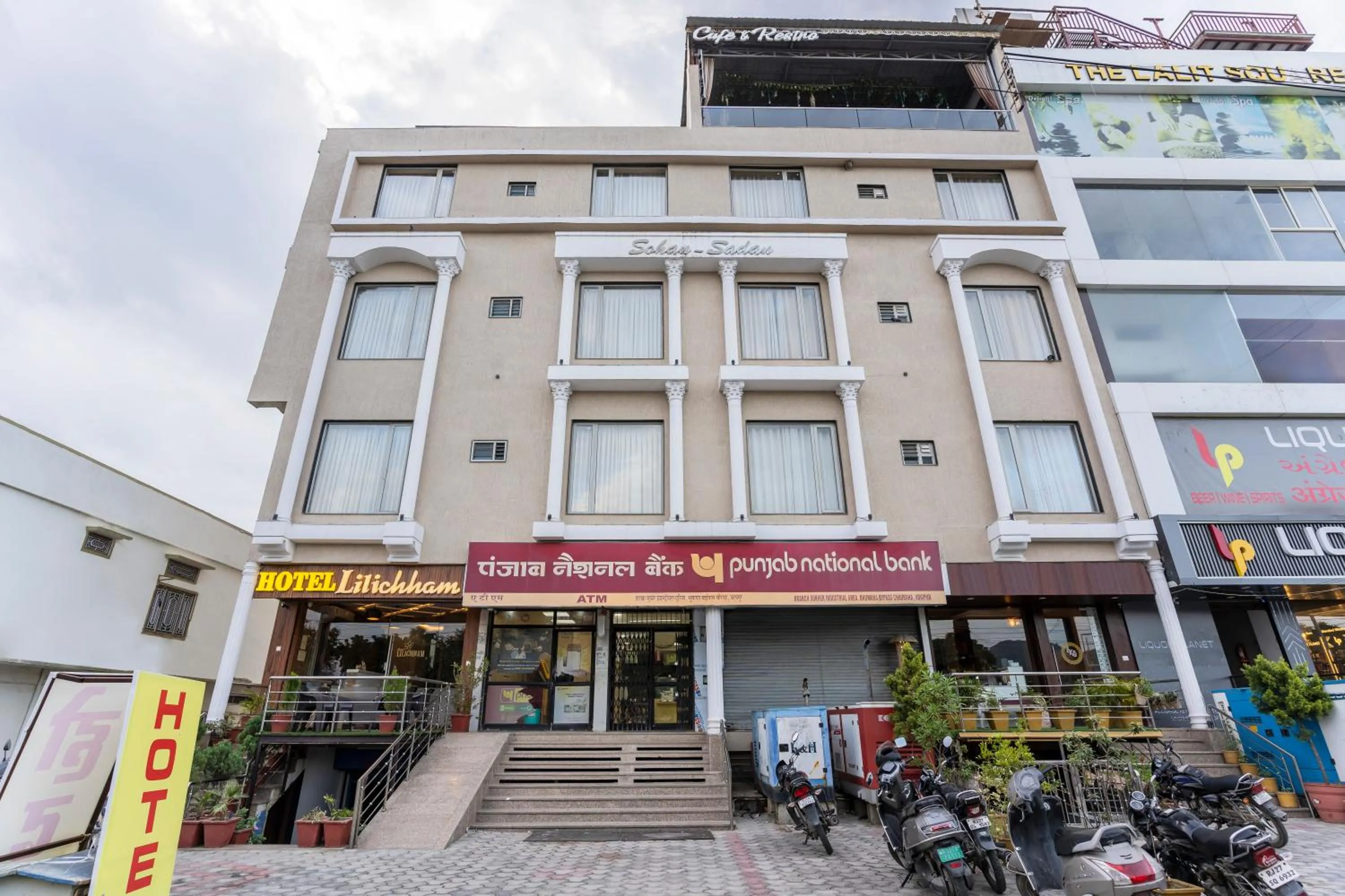 Property building in Hotel Lilichham