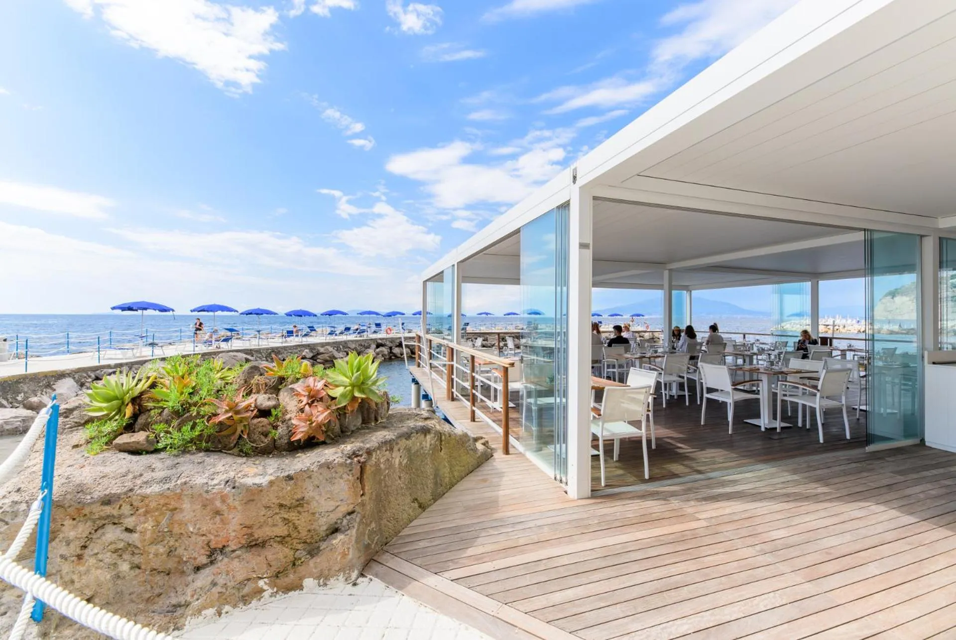 Restaurant/places to eat in Parco dei Principi