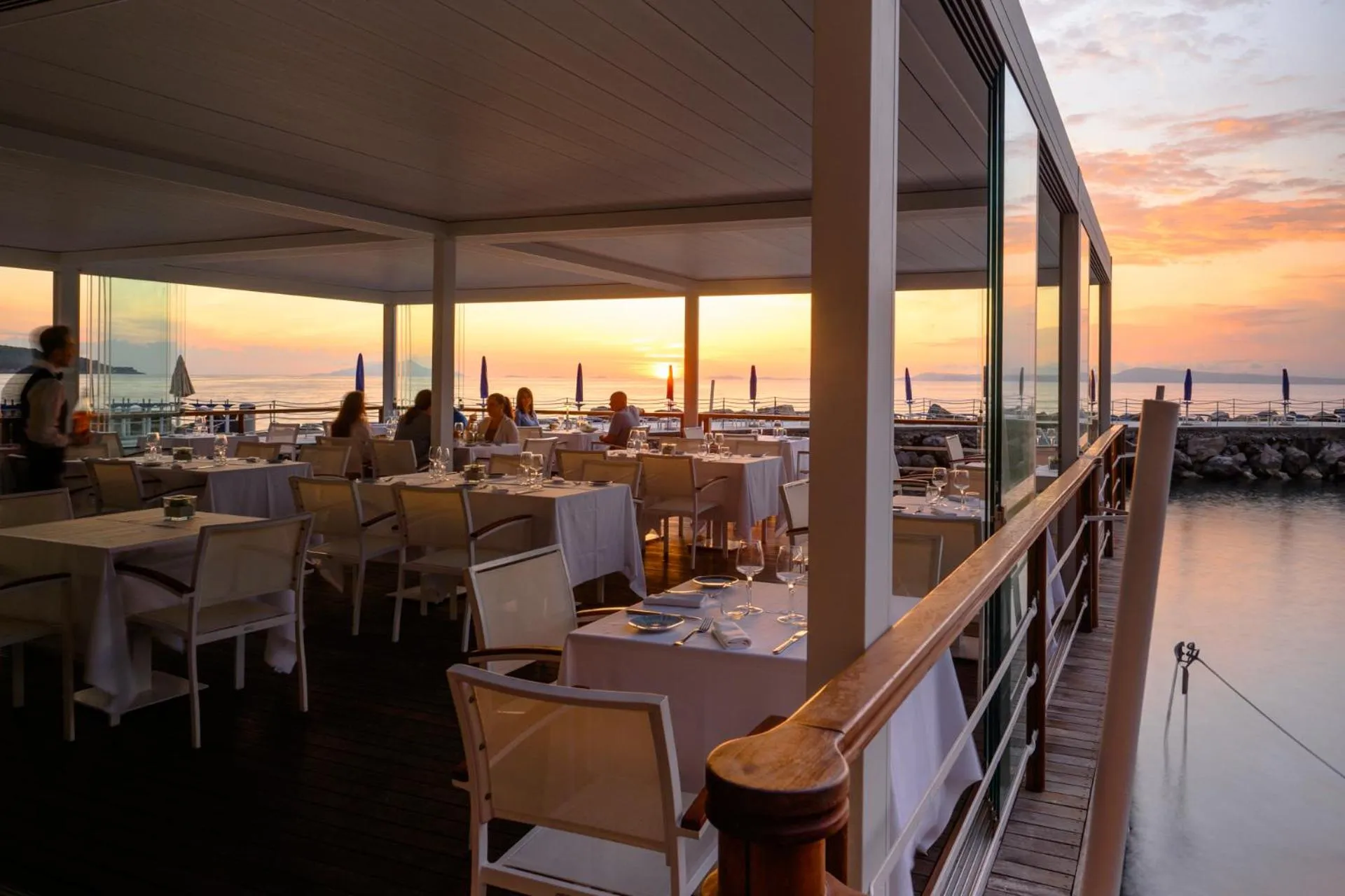 Restaurant/places to eat in Parco dei Principi