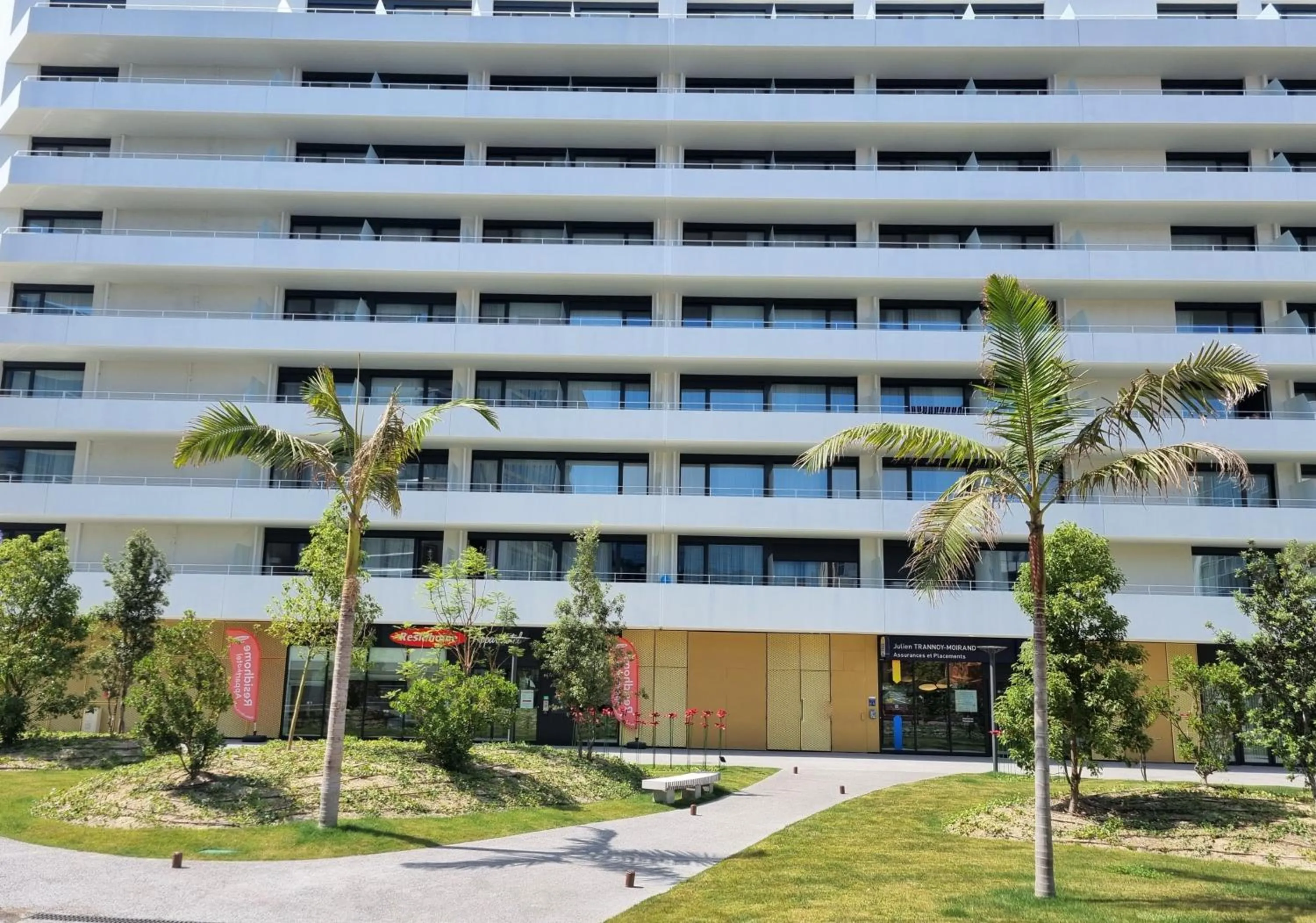 Facade/entrance in Residhome Nice Aéroport