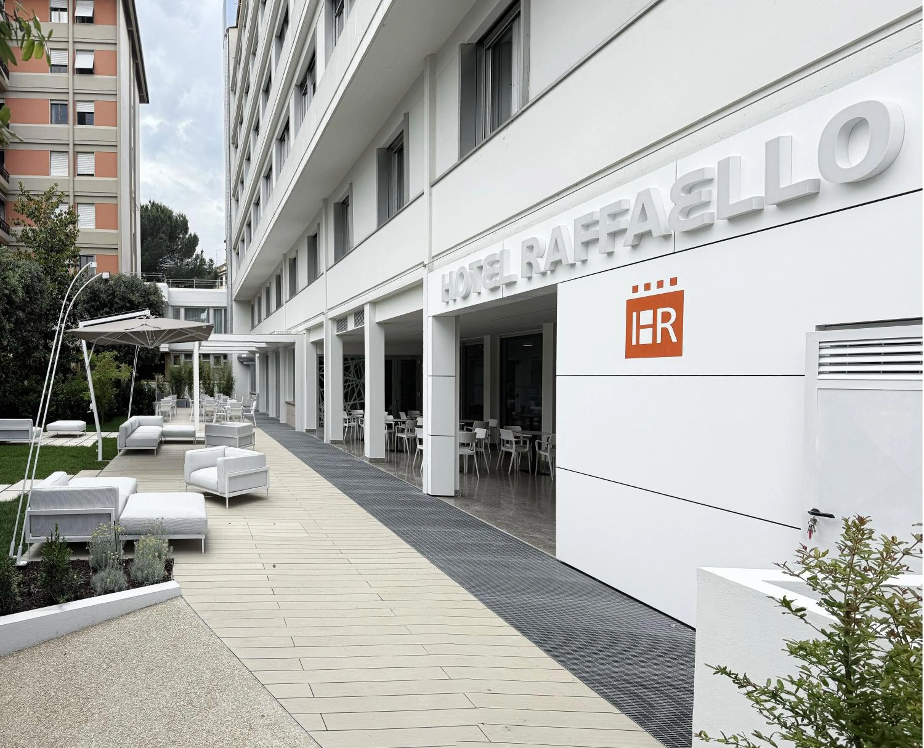 Property building in Hotel Raffaello