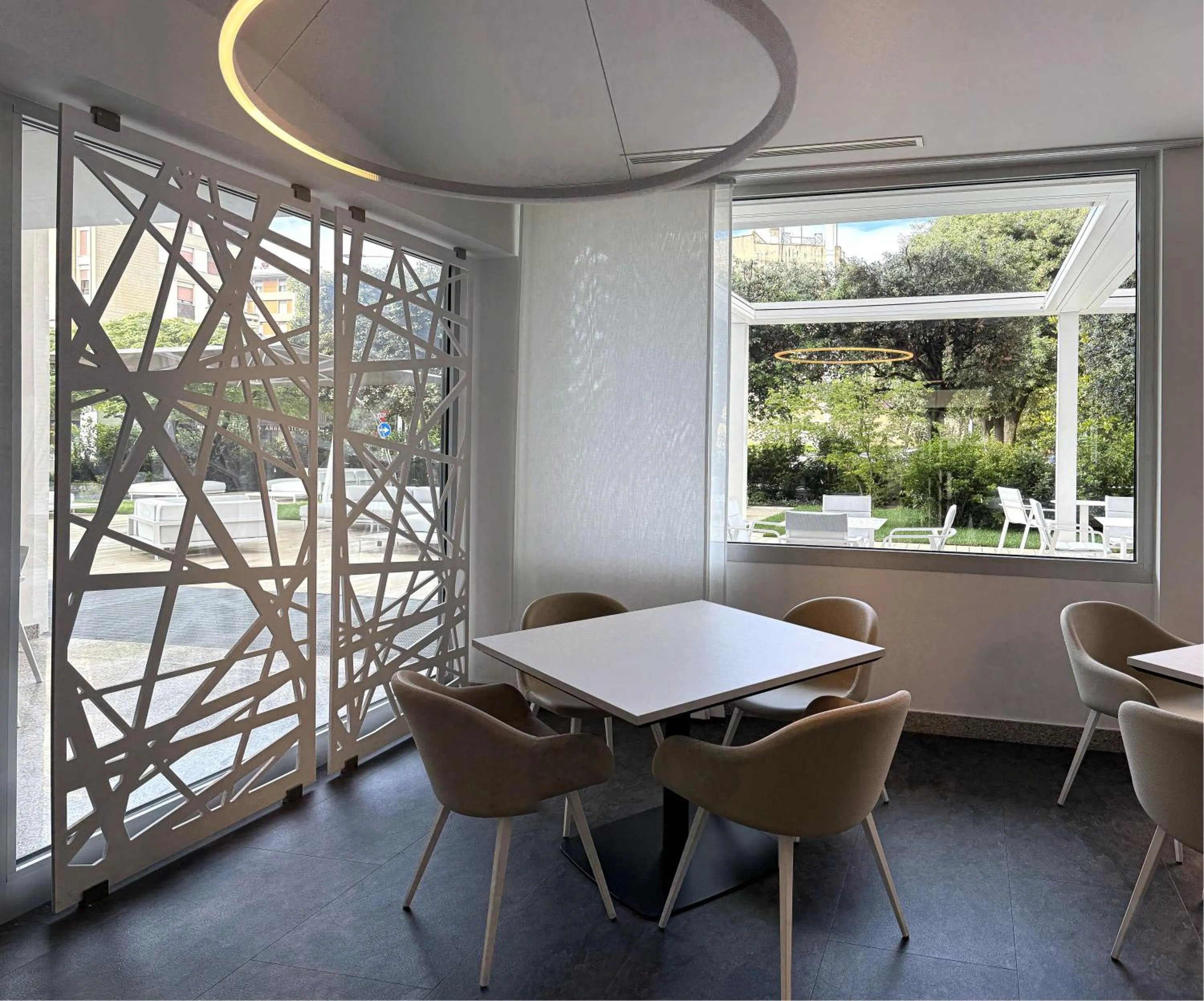 Patio in Hotel Raffaello