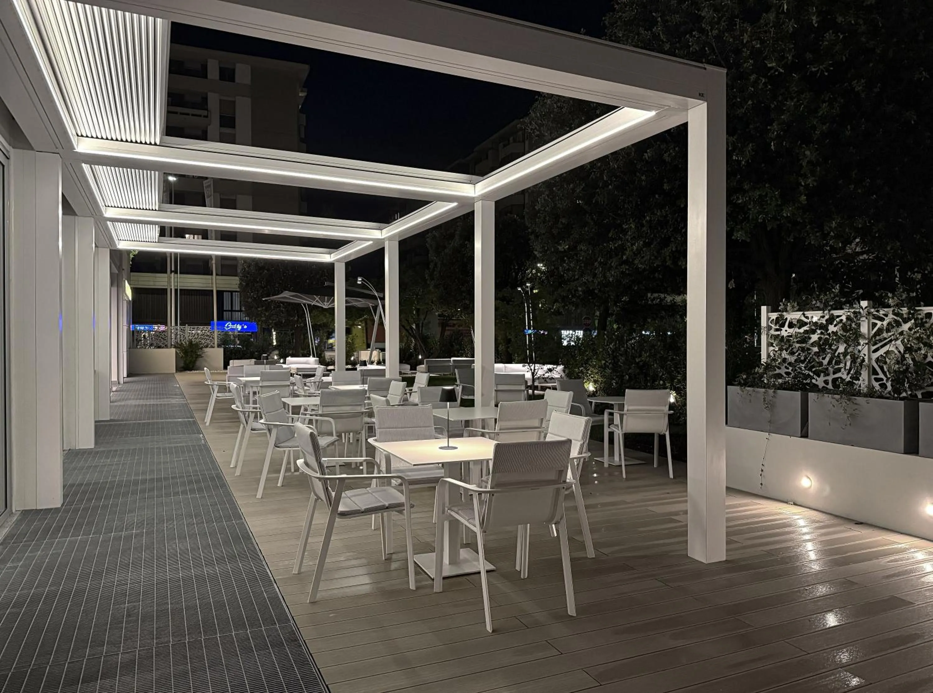 Patio in Hotel Raffaello