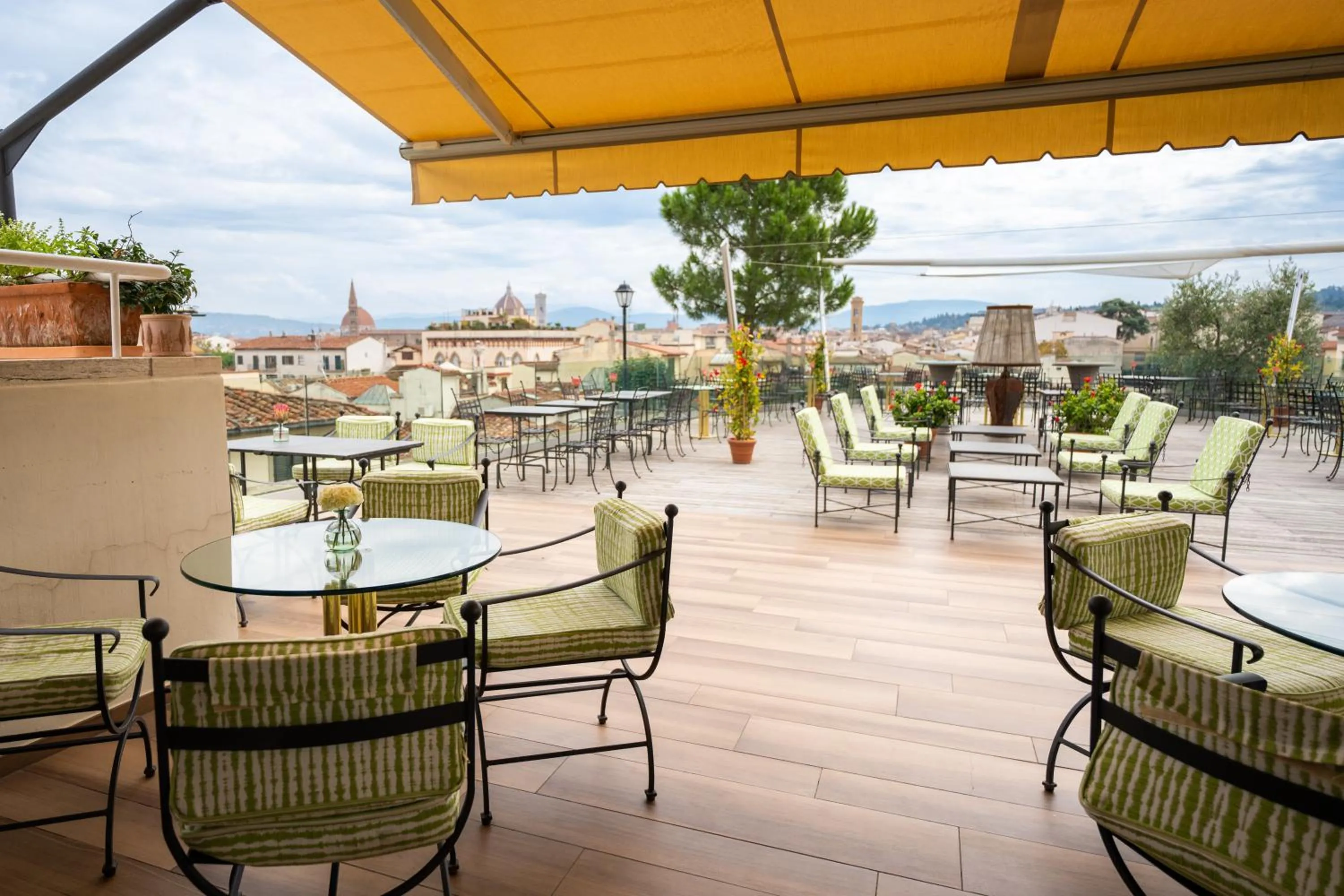 Restaurant/places to eat in Hotel Kraft