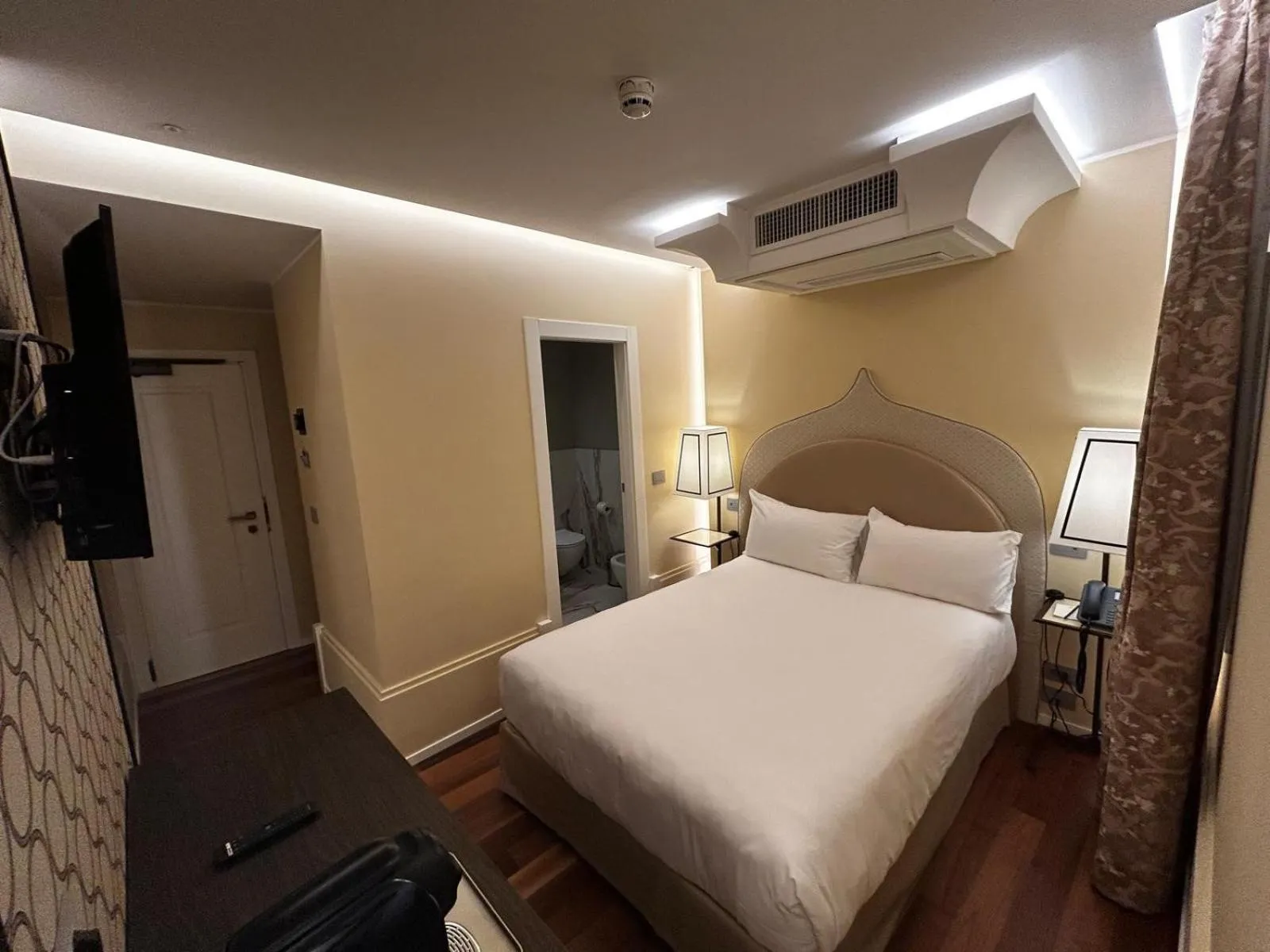 Bed in Albergo San Marco