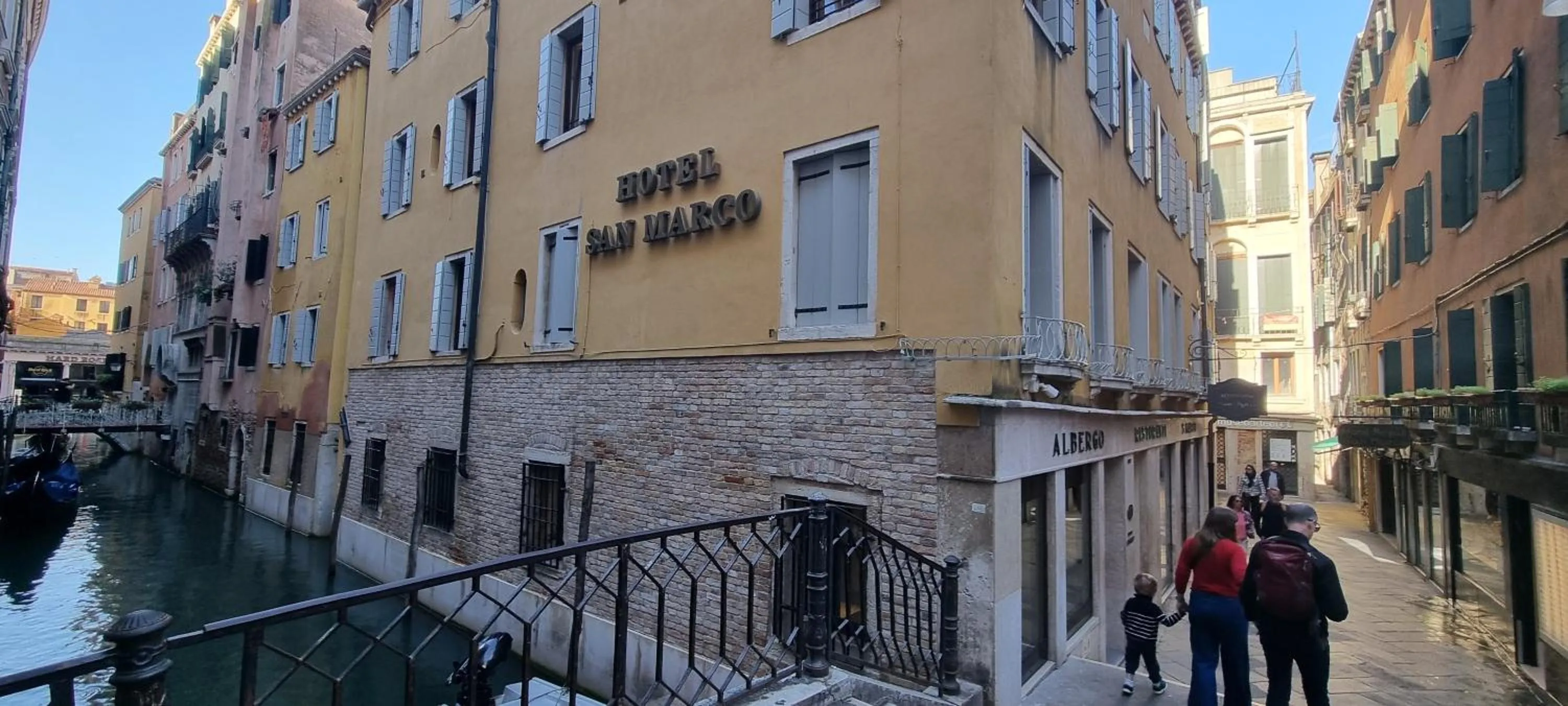Property building in Albergo San Marco