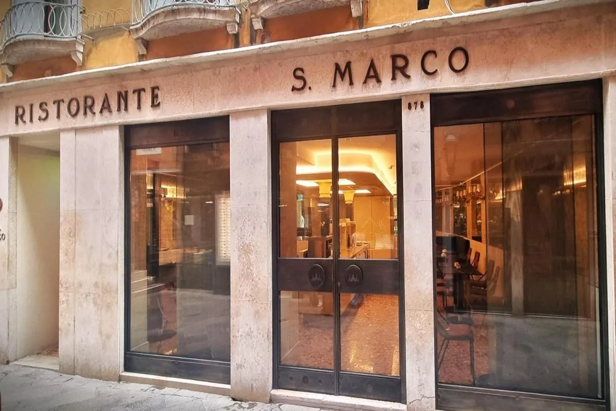 Restaurant/places to eat in Albergo San Marco
