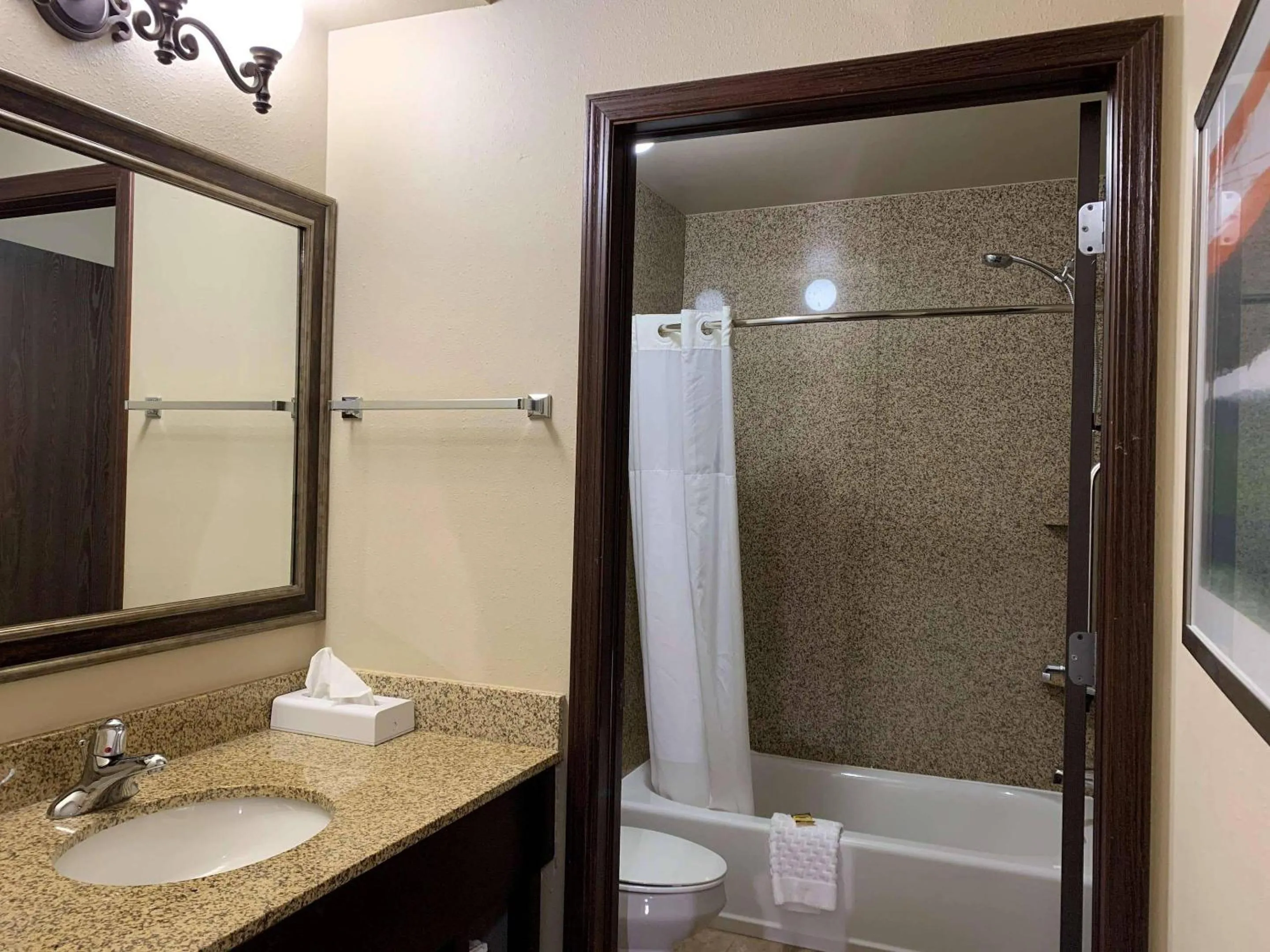 Bedroom in Radisson Hotel River Falls