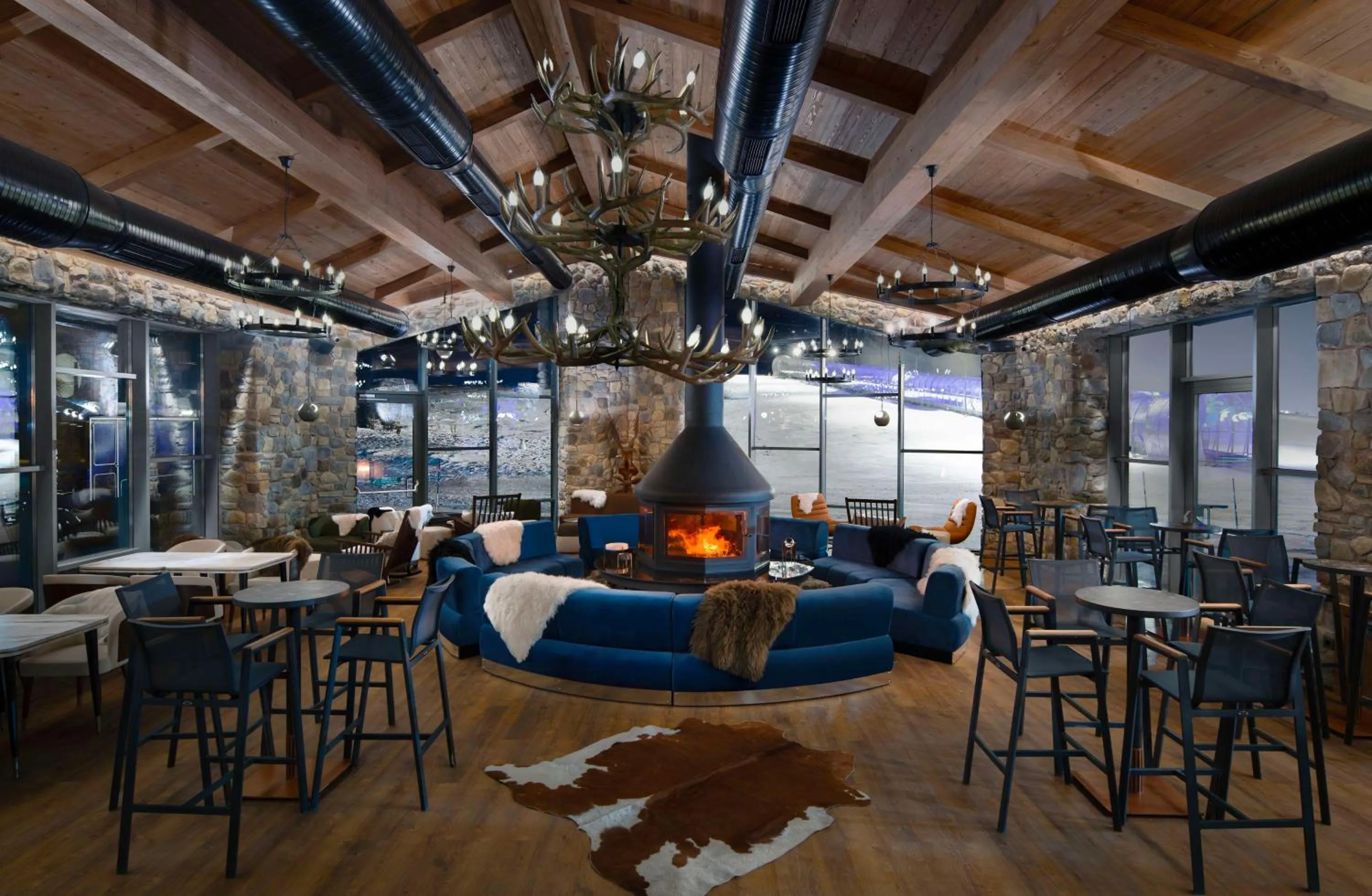 Lounge or bar in Radisson Blu Hotel, Mount Erciyes