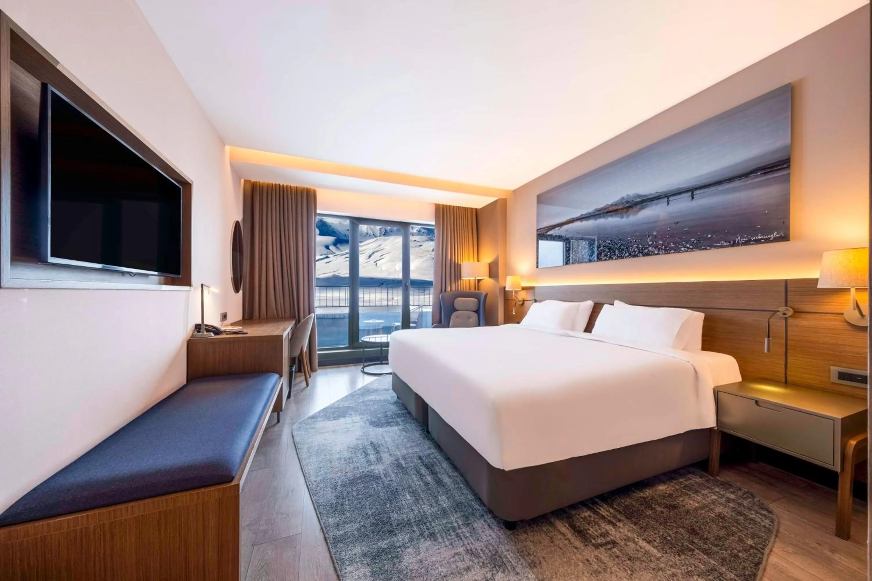 Bedroom, Bed in Radisson Blu Hotel, Mount Erciyes