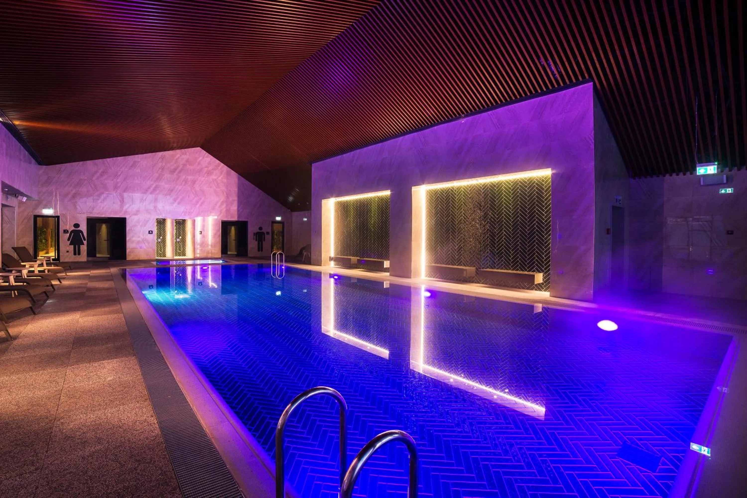 Swimming pool in Radisson Blu Hotel, Mount Erciyes