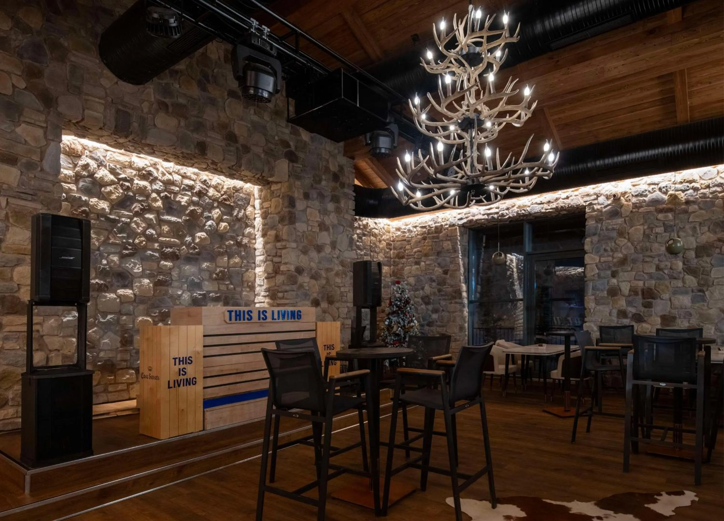 Restaurant/places to eat in Radisson Blu Hotel, Mount Erciyes