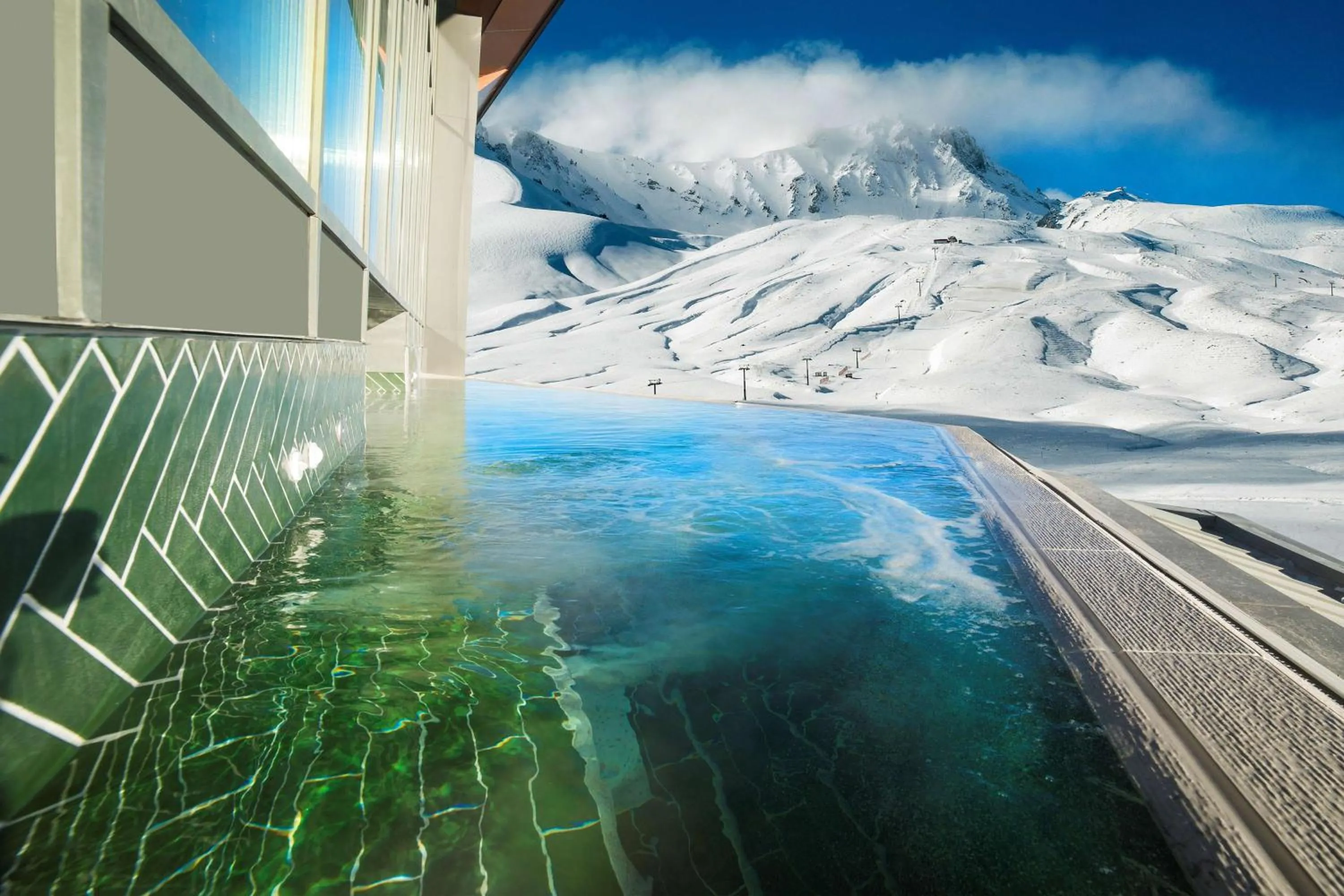 Spa and wellness centre/facilities in Radisson Blu Hotel, Mount Erciyes