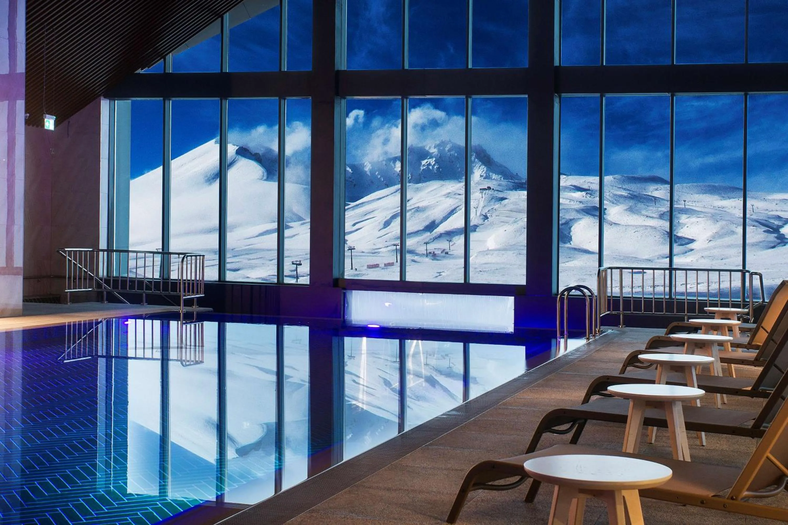 Spa and wellness centre/facilities in Radisson Blu Hotel, Mount Erciyes