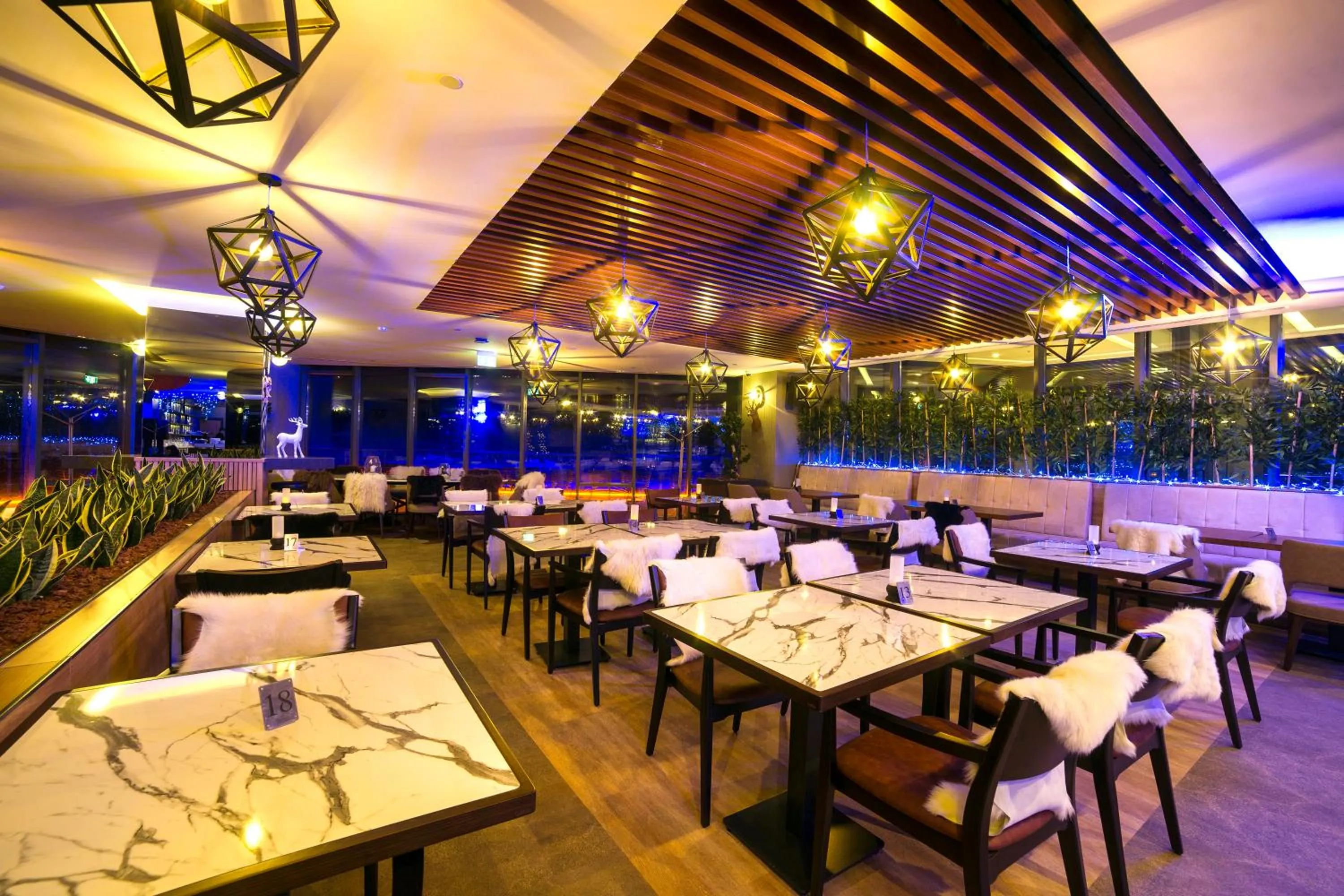 Restaurant/places to eat in Radisson Blu Hotel, Mount Erciyes