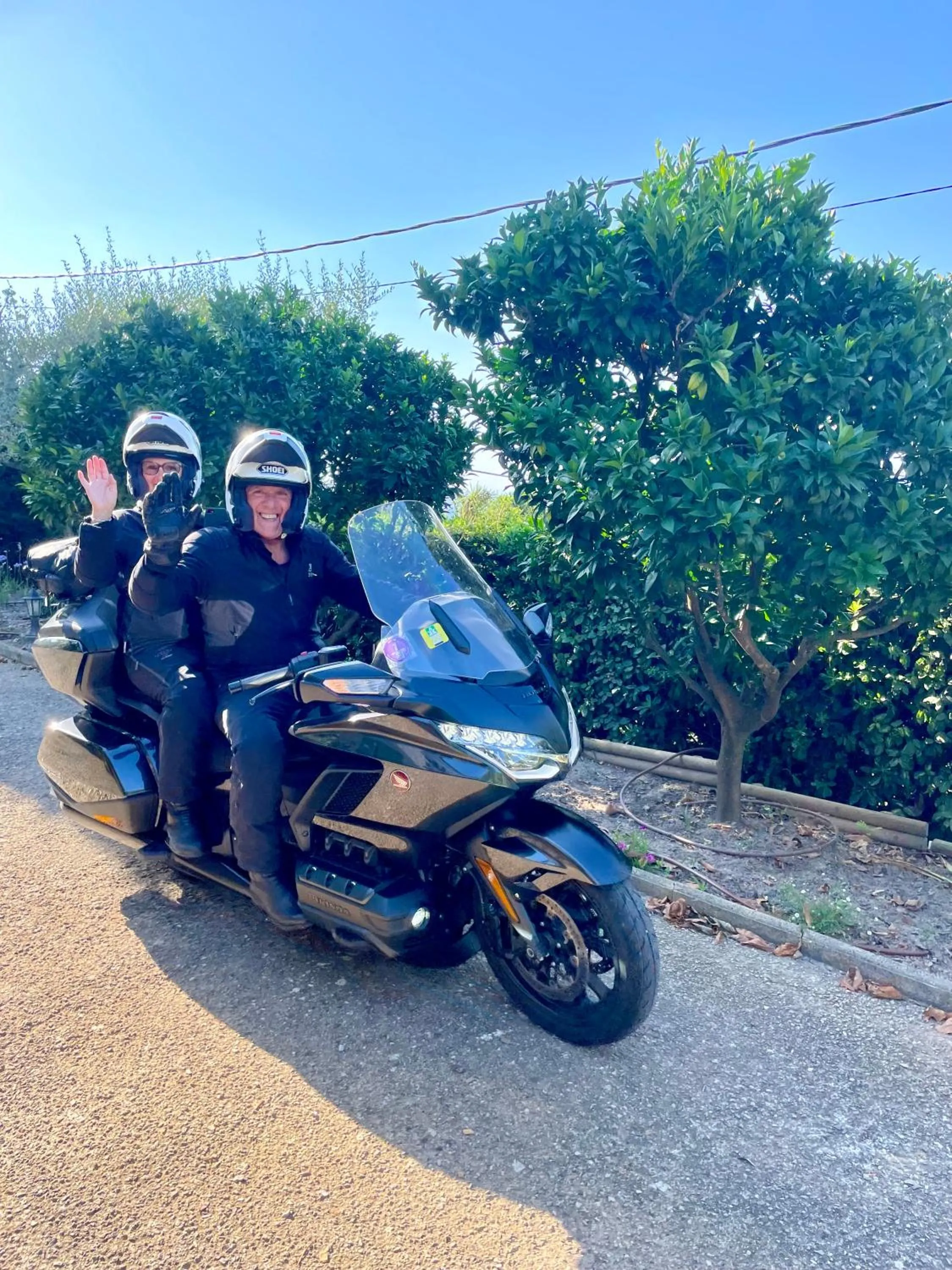 People in Villa Daphné