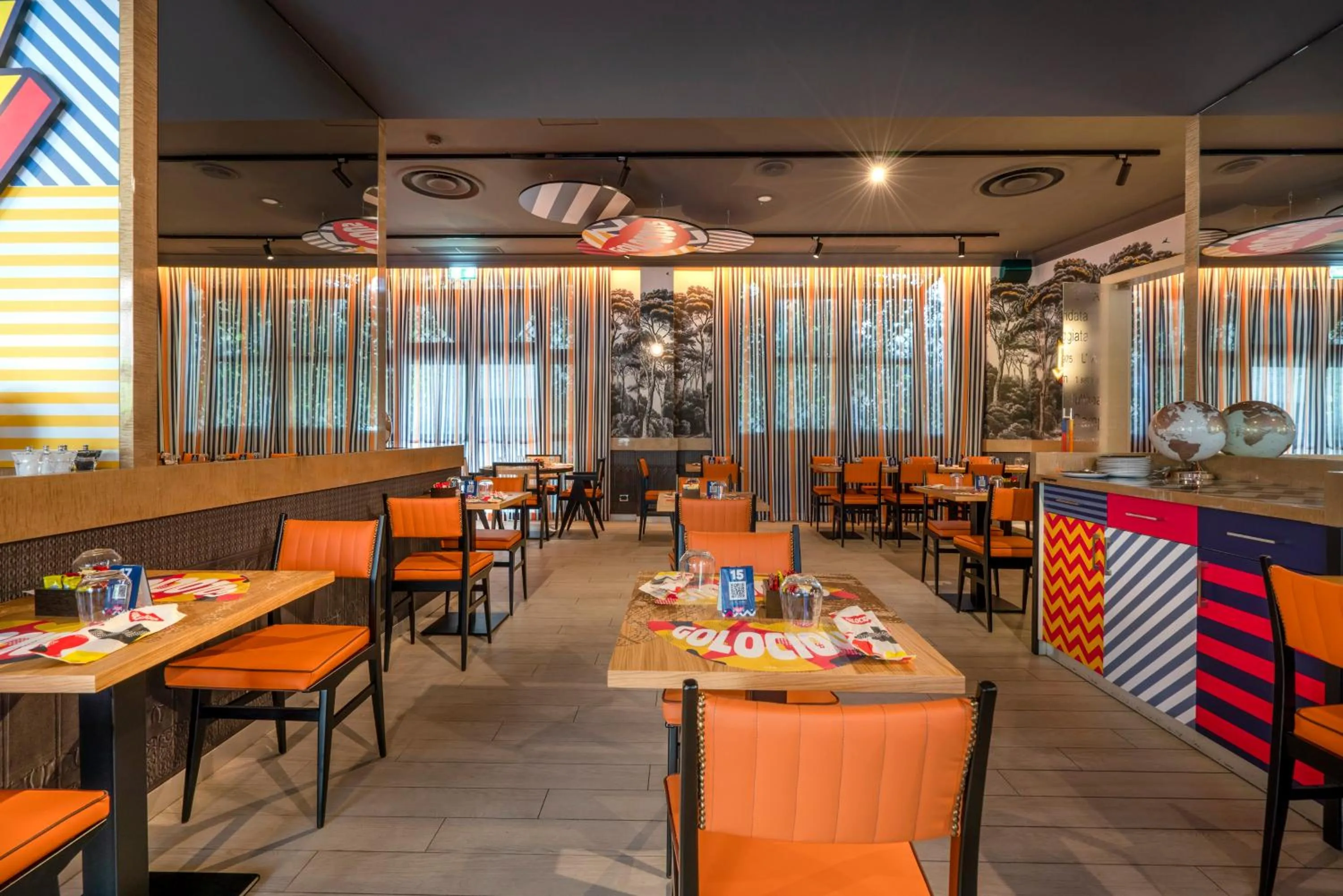 Restaurant/places to eat in Leonardo Hotel Milan City Center