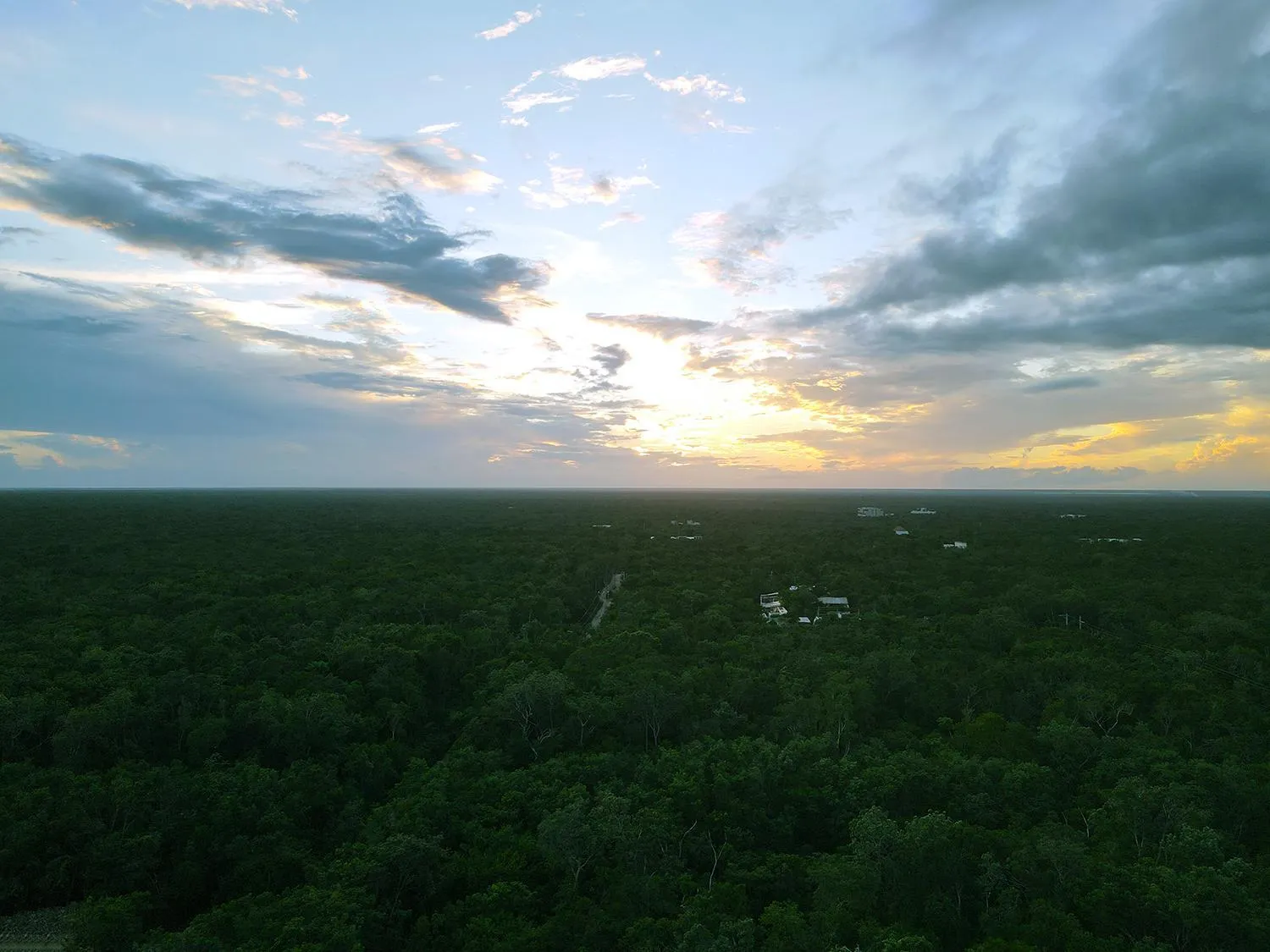 Sunset in Seremonia Studios by Soyrumi