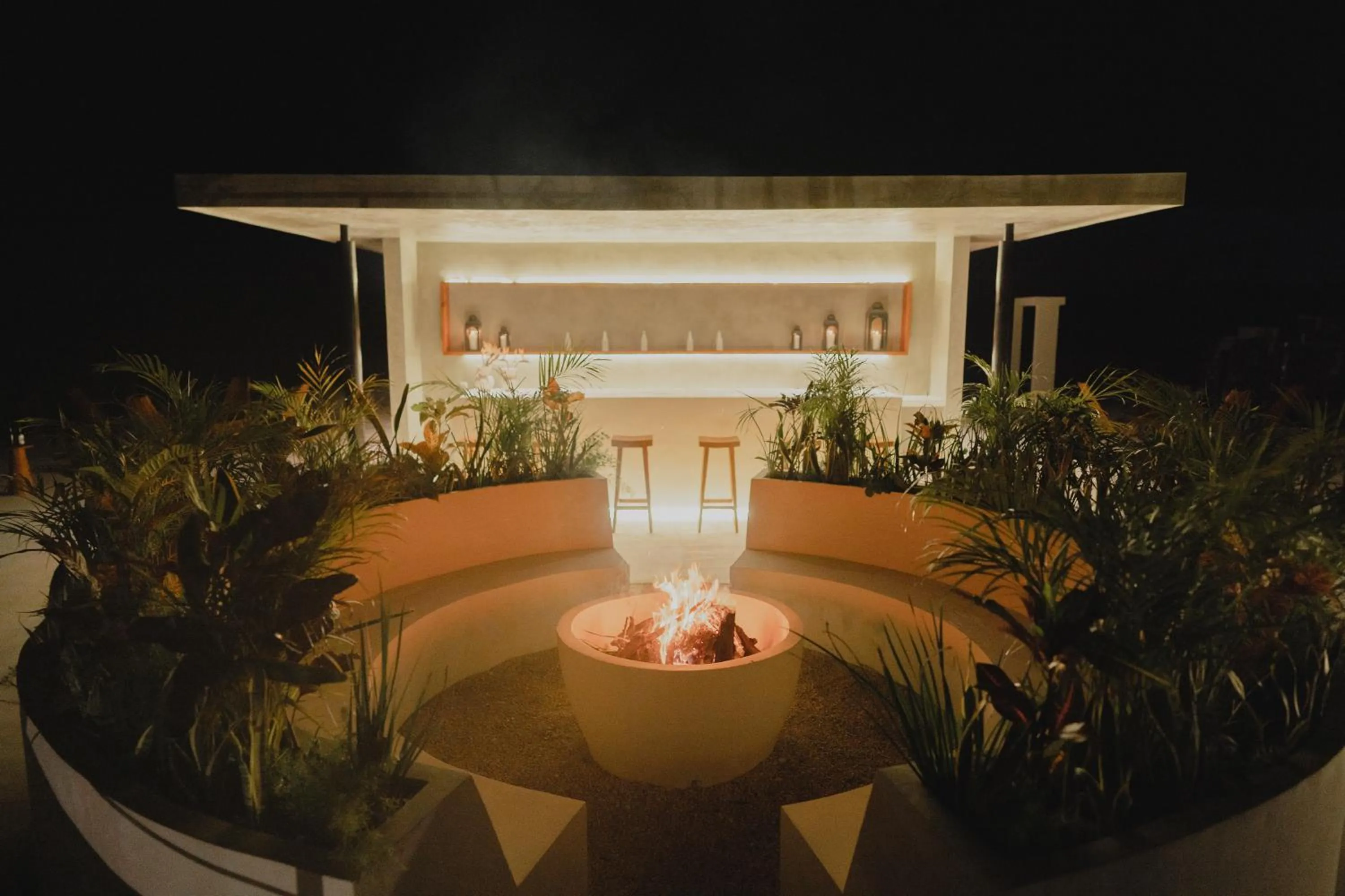 flat iron in Seremonia Studios by Soyrumi