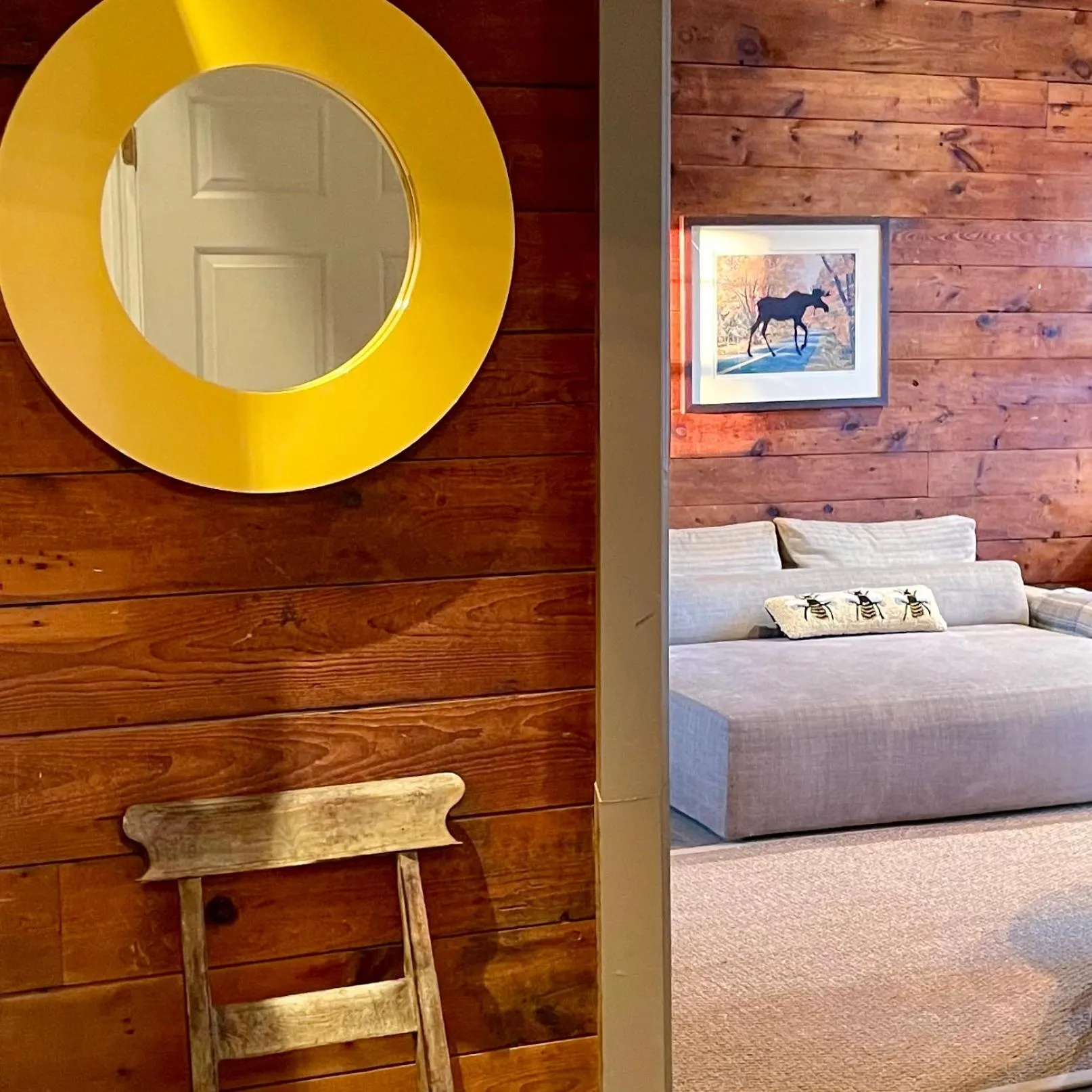 Seating area, Bed in The Eddie Hotel and Farm