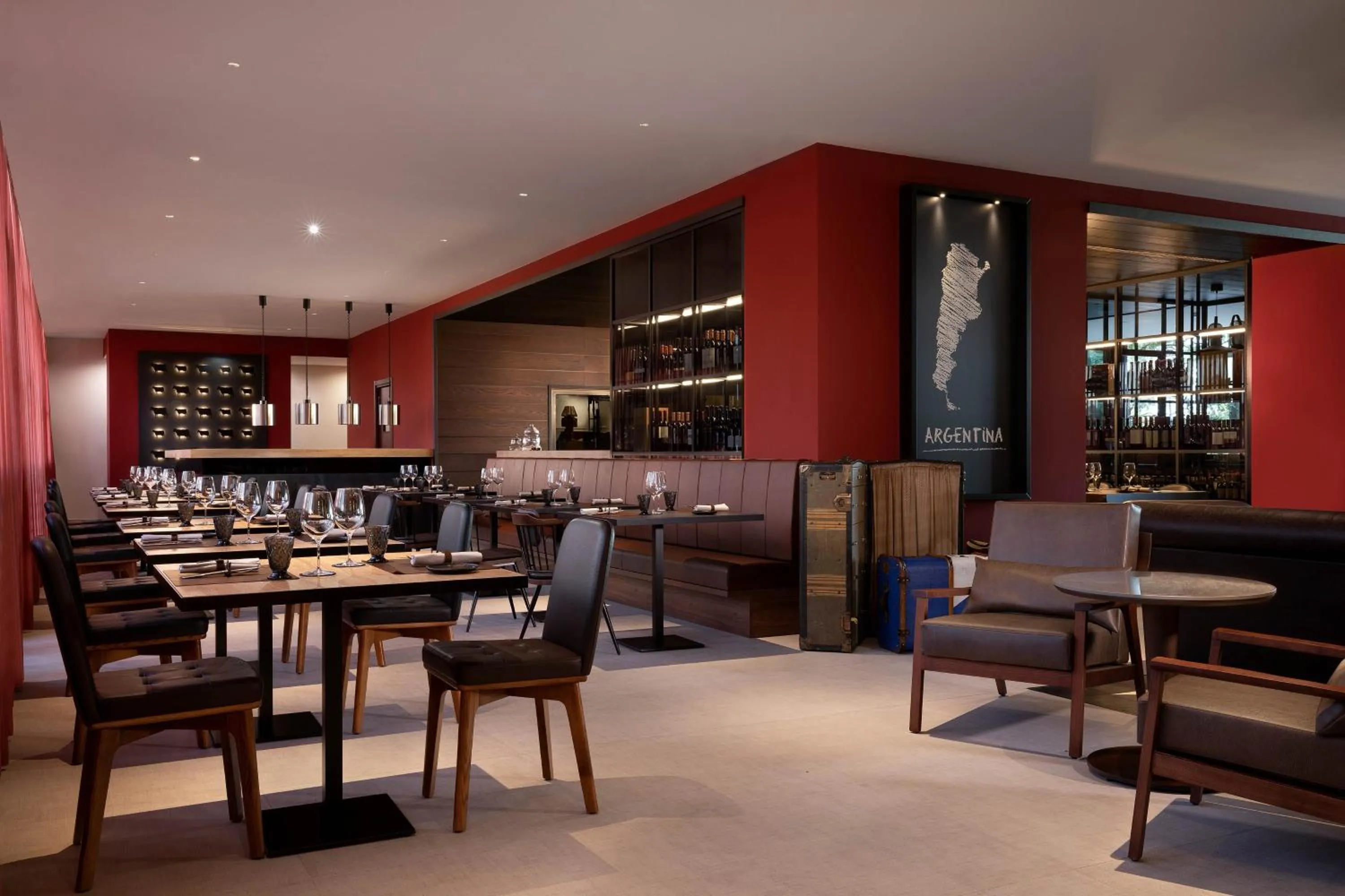 Restaurant/places to eat in Sheraton Milan San Siro