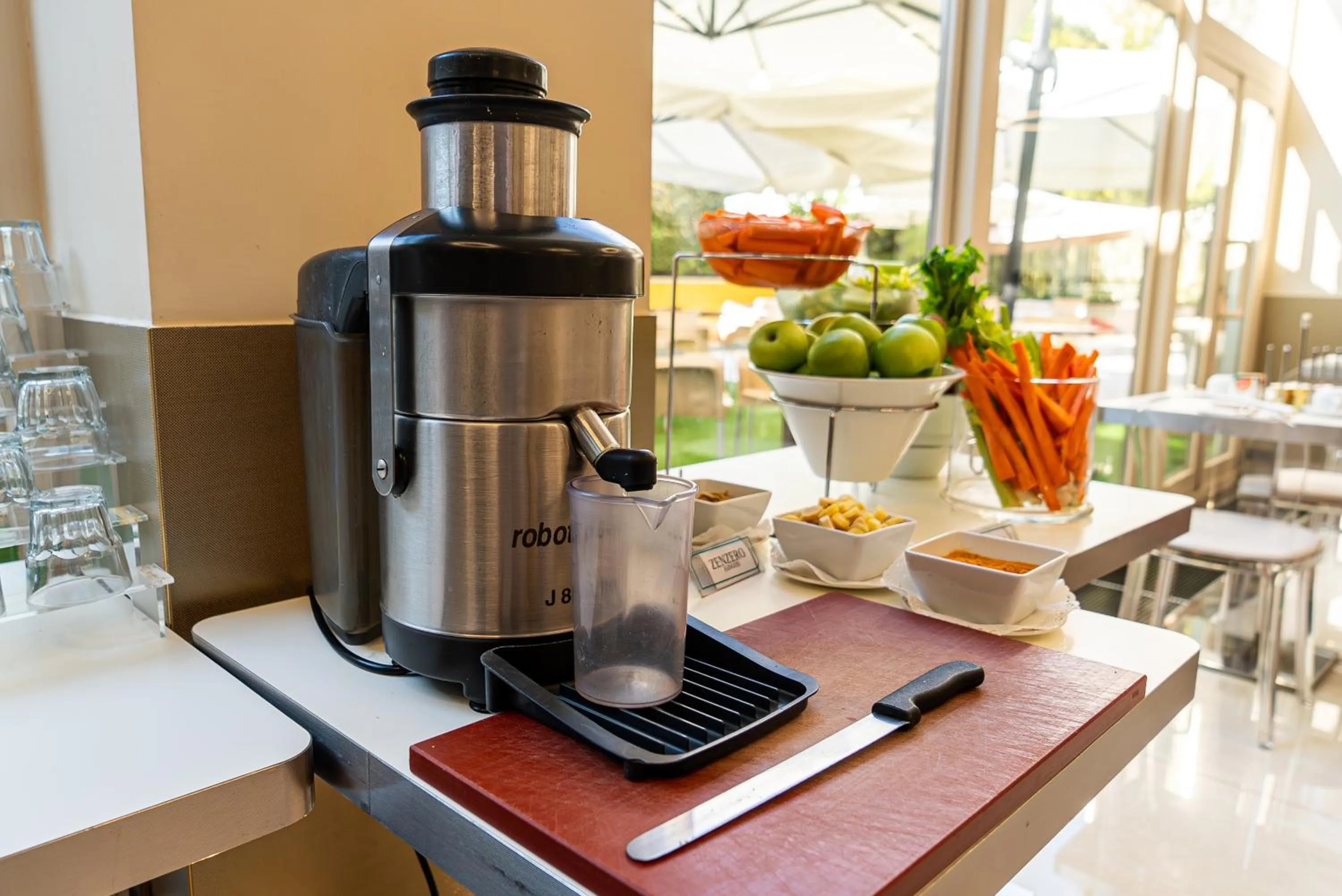 Breakfast in Art Hotel Navigli