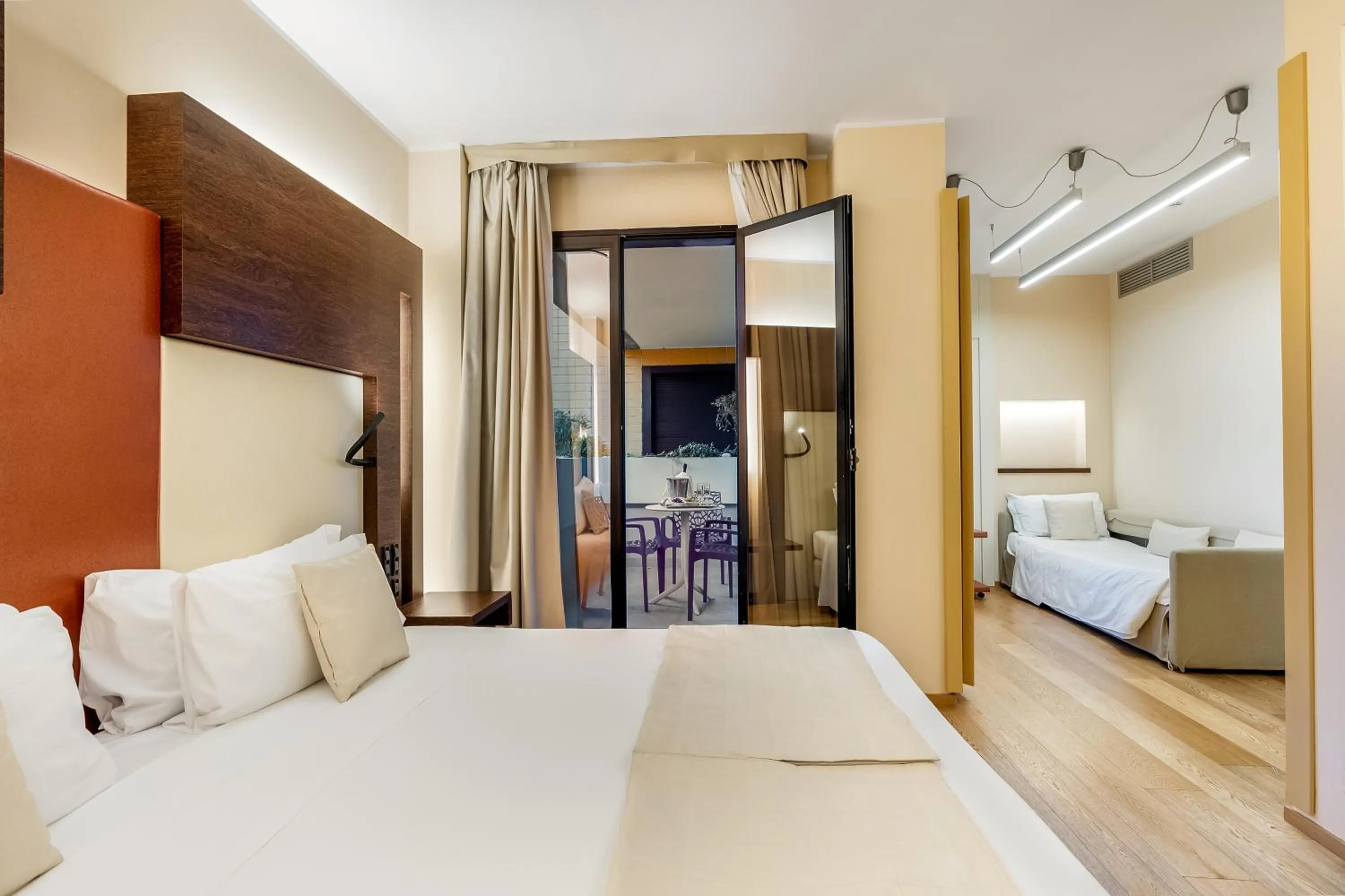 Bedroom, Bed in Art Hotel Navigli