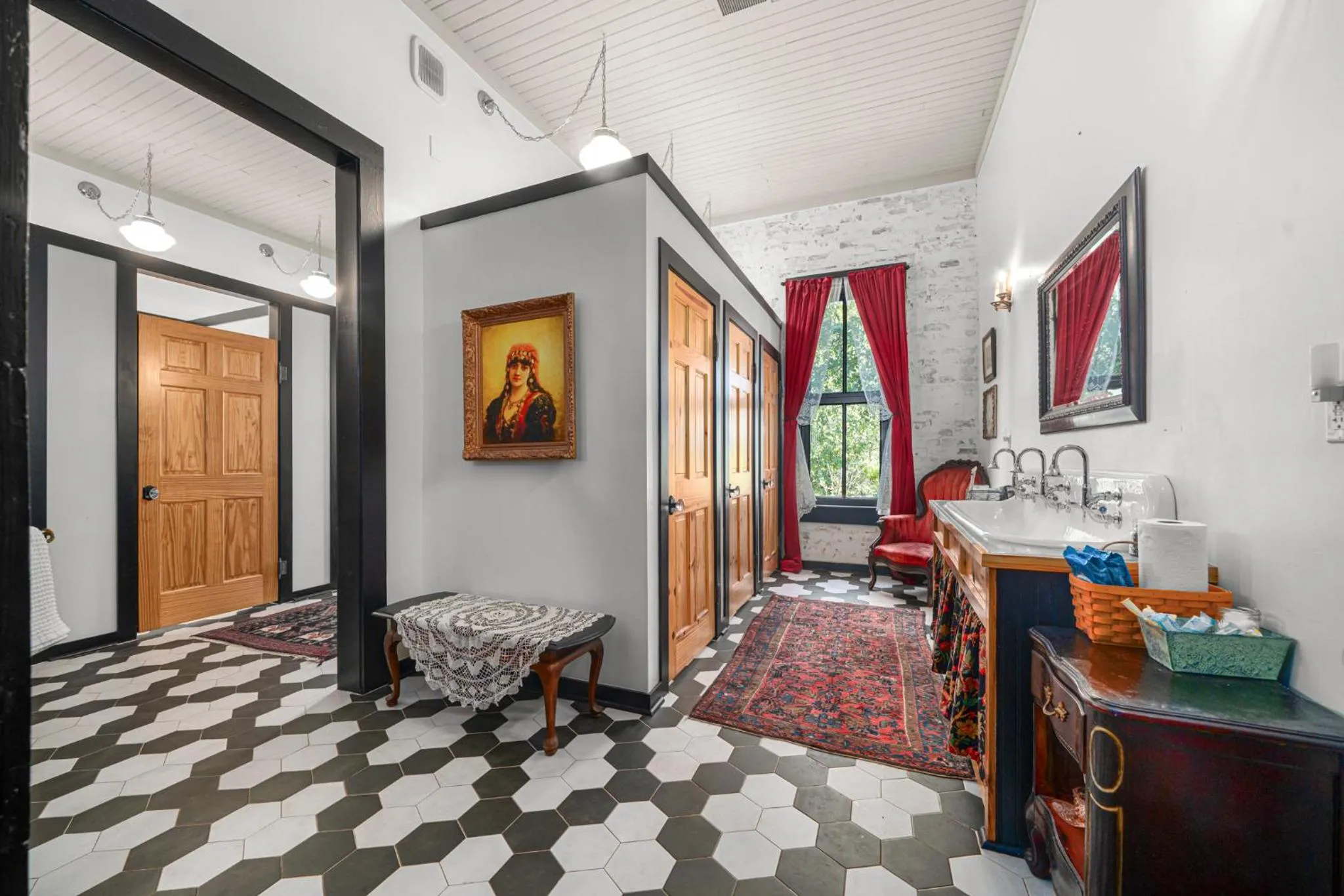 Bathroom in Beard and Lady Inn