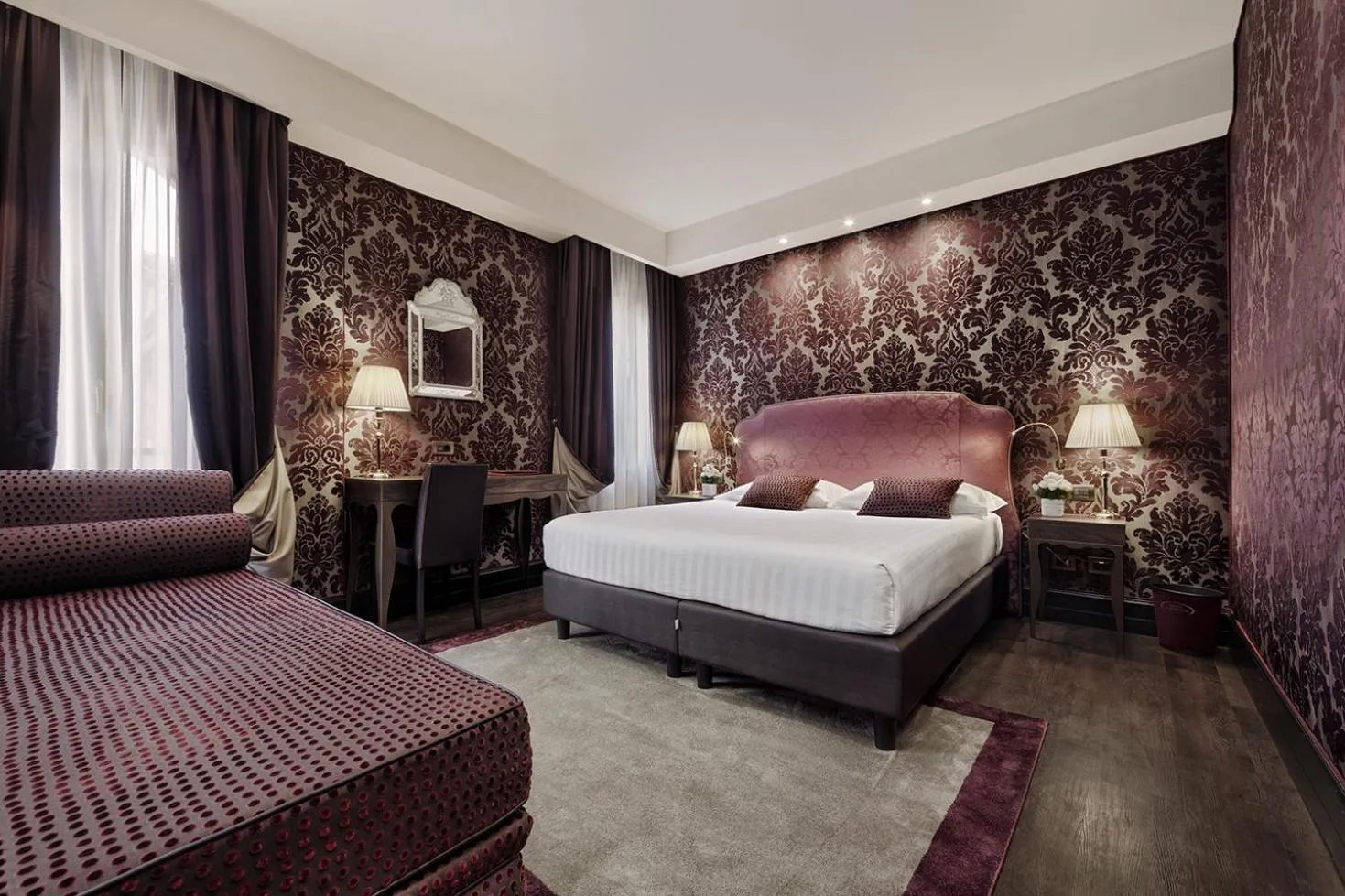 Photo of the whole room, Bed in Hotel American-Dinesen