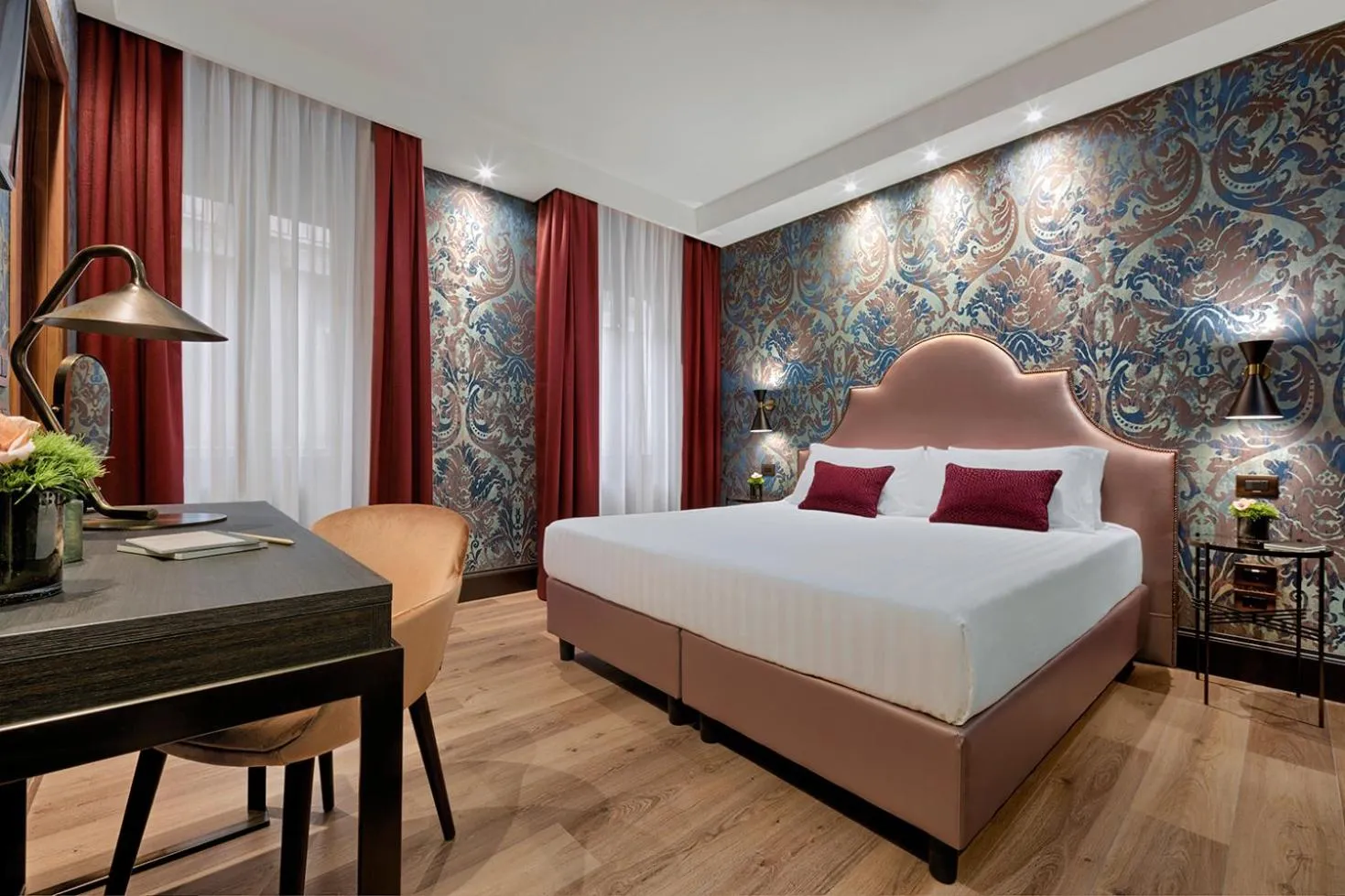 Bedroom, Bed in Hotel American-Dinesen