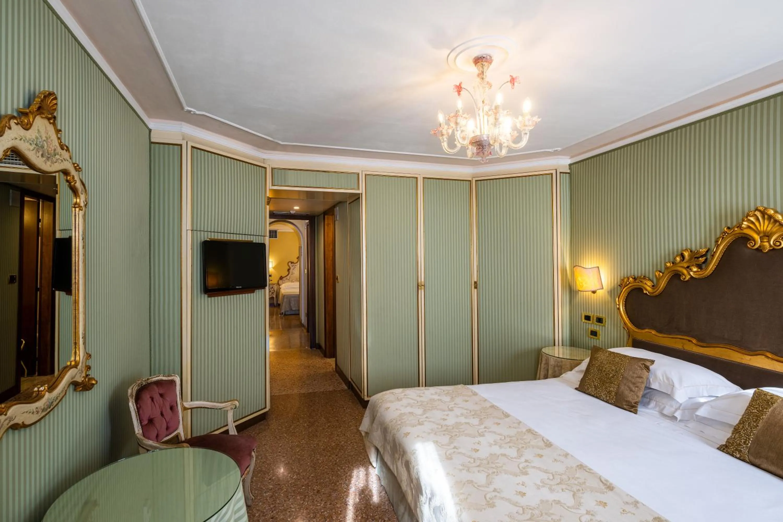 Photo of the whole room, Bed in Hotel Concordia