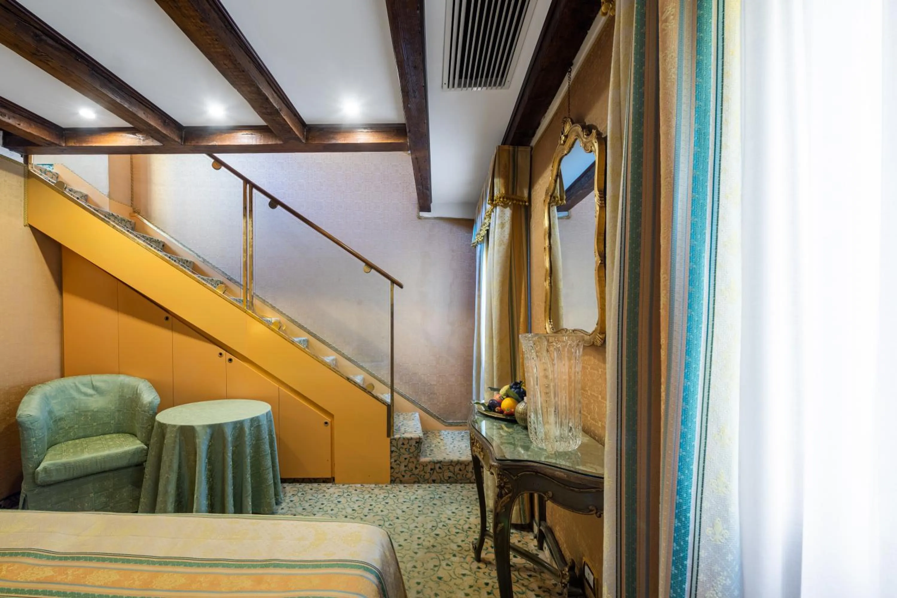 Photo of the whole room in Hotel Concordia