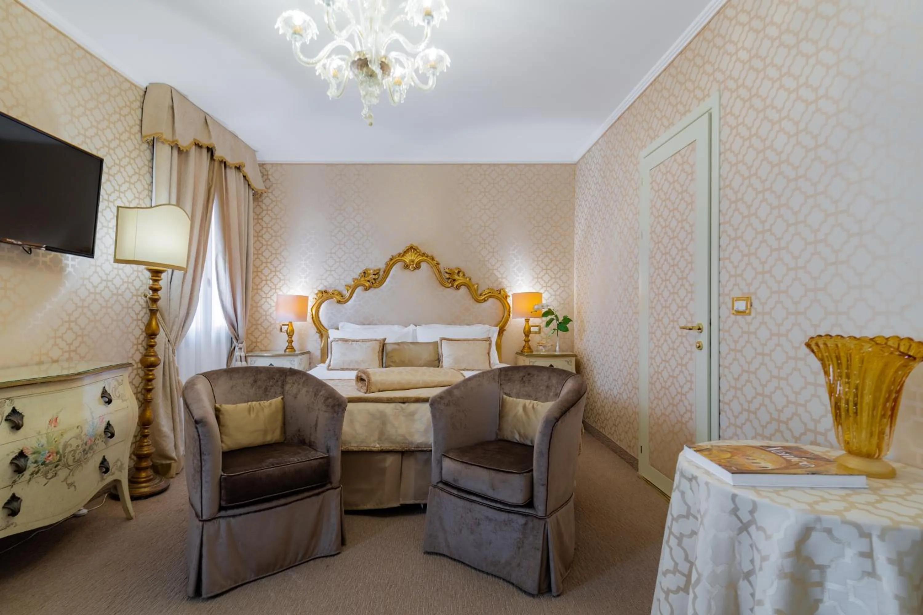 Bed in Hotel Concordia