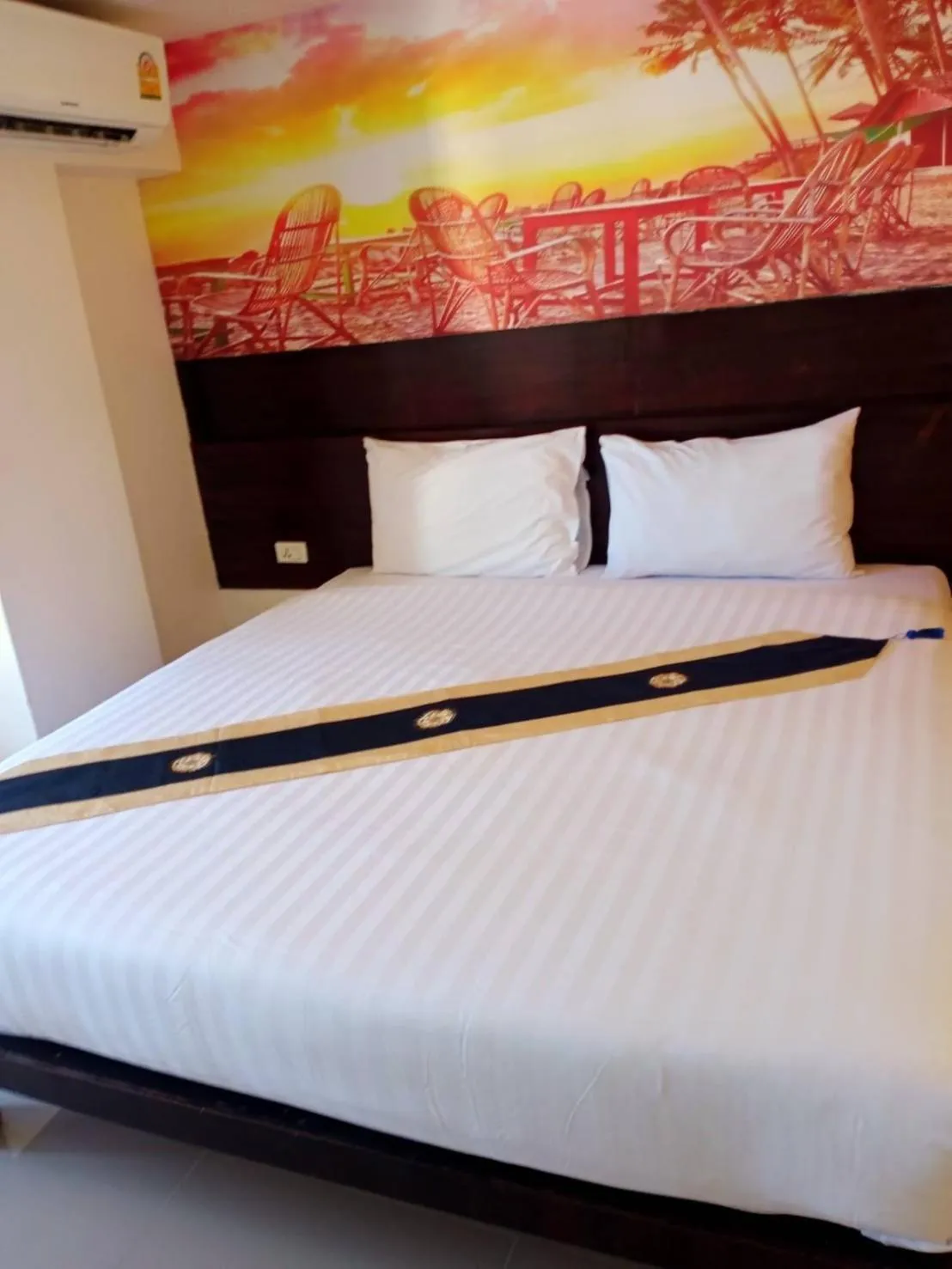 Bed in Patong Buri Resort
