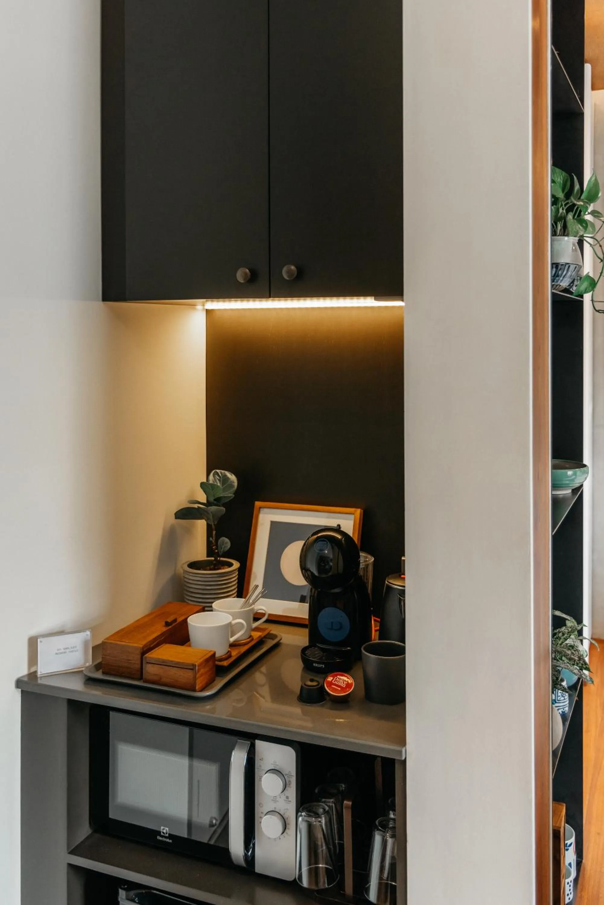 Coffee/tea facilities in Tamni