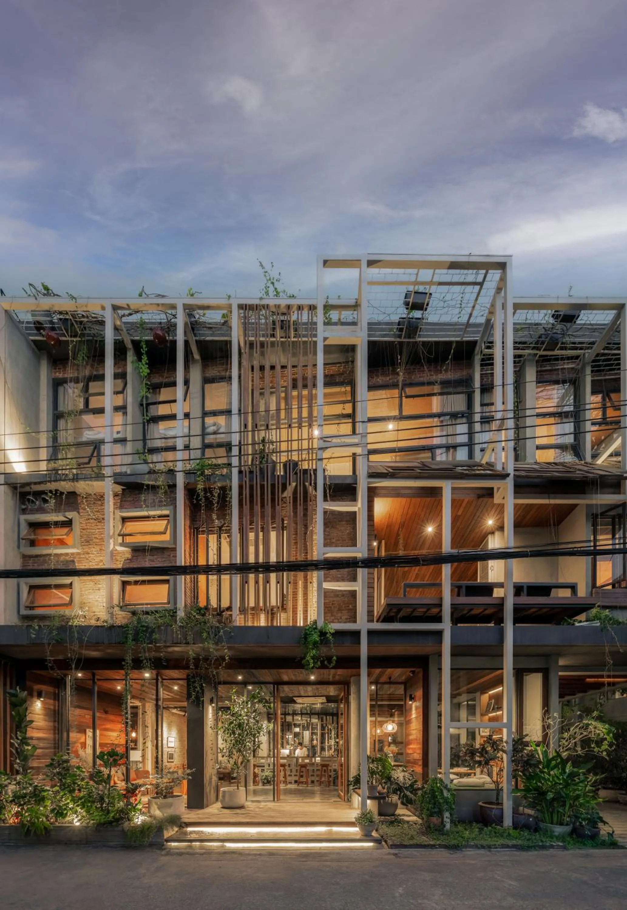 Property building in Tamni