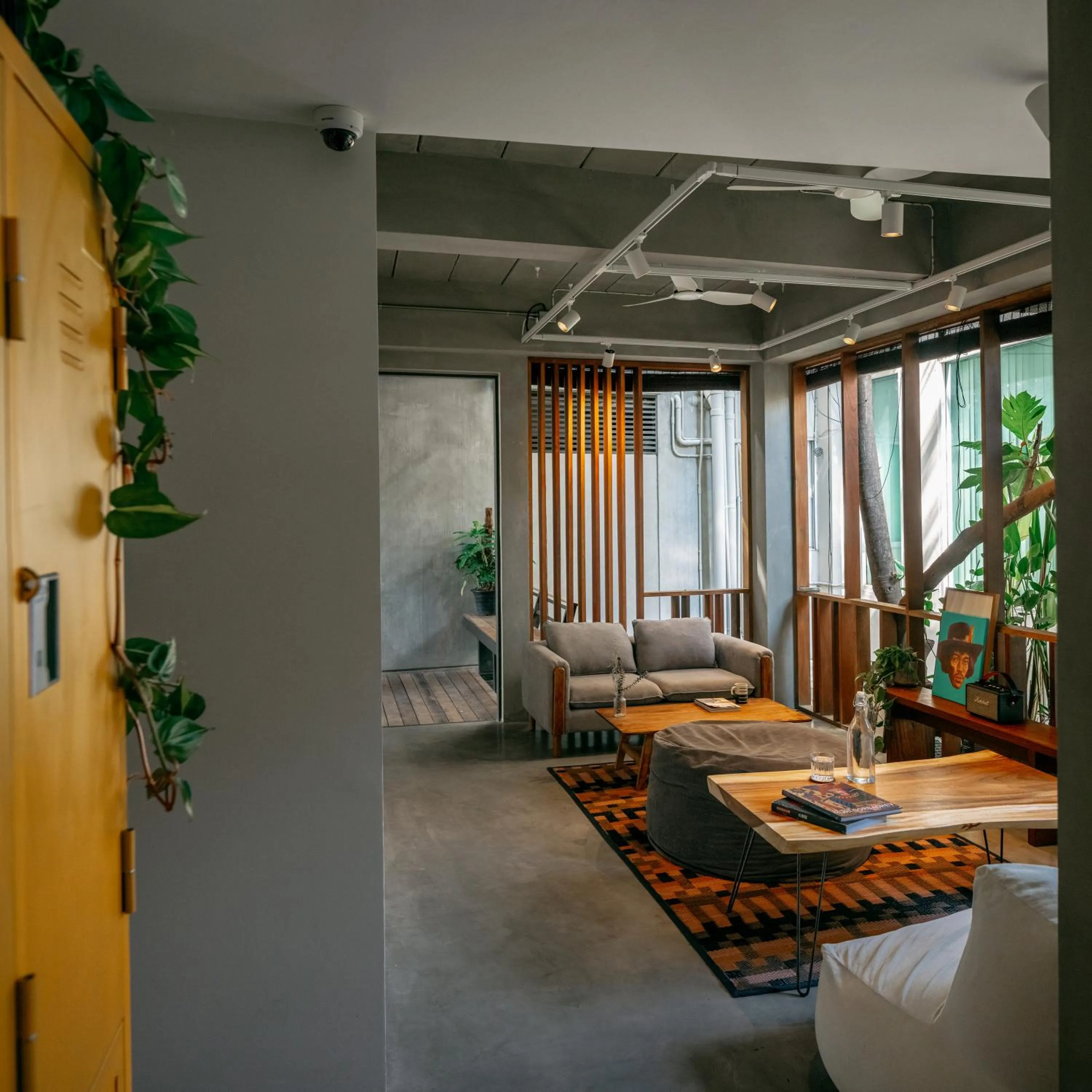 Seating area in Tamni