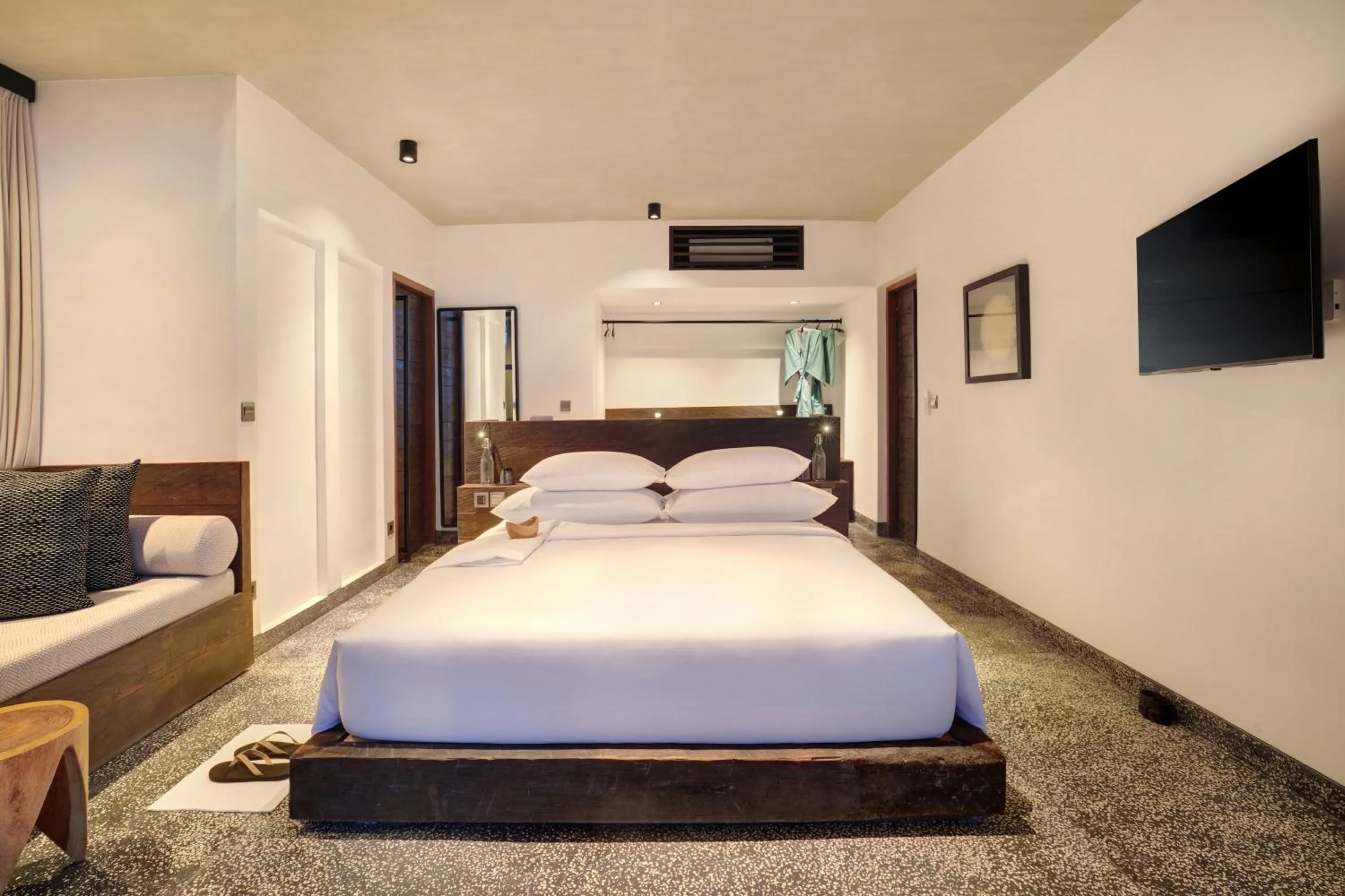 Bed in MAUA Nusa Penida Bali